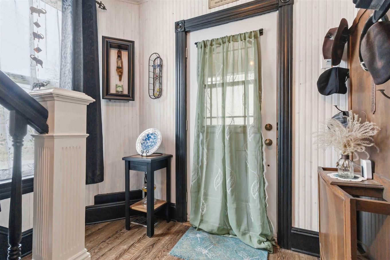 937 King Street, Bridgewater, NS
