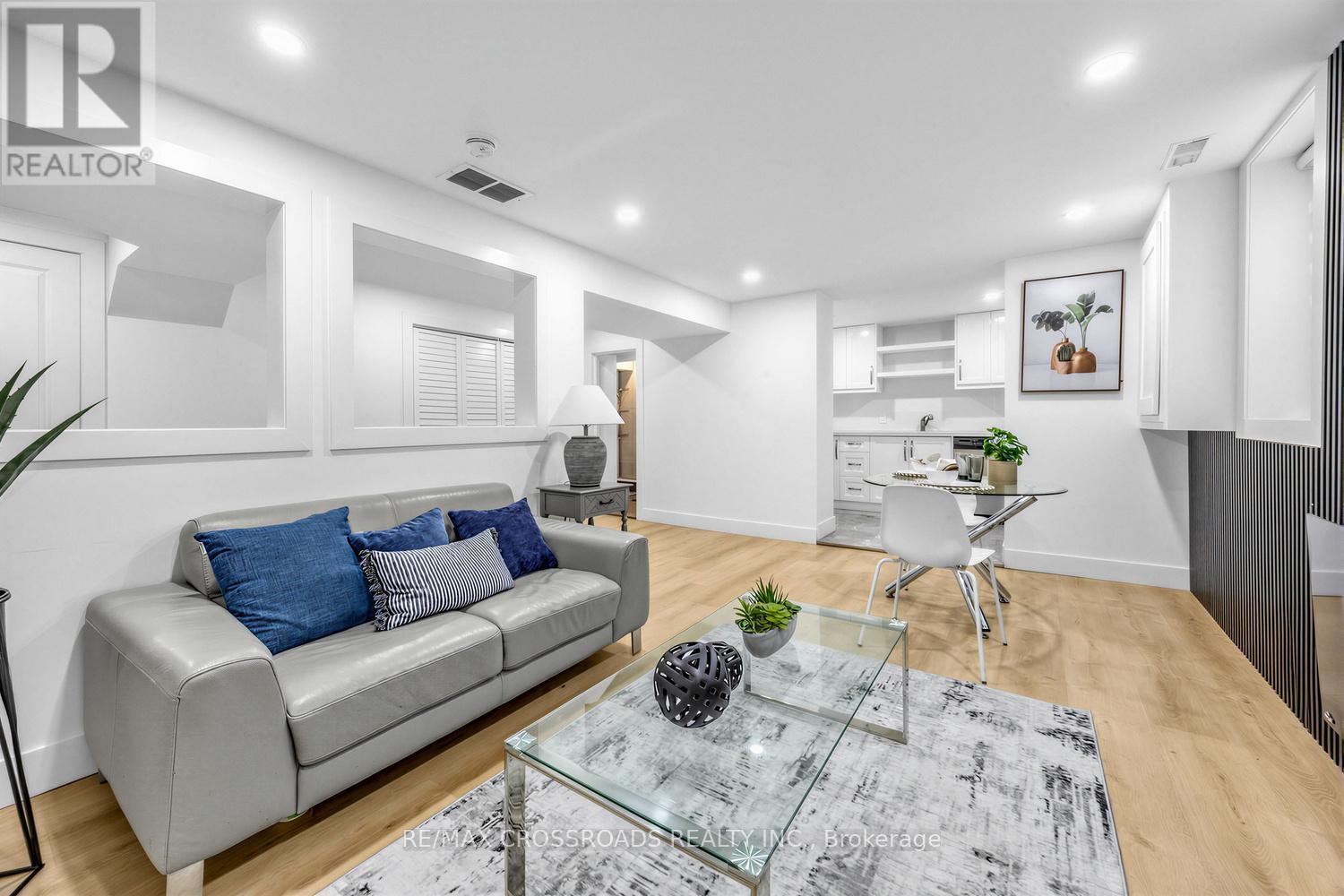 661 Front Road, Pickering, ON