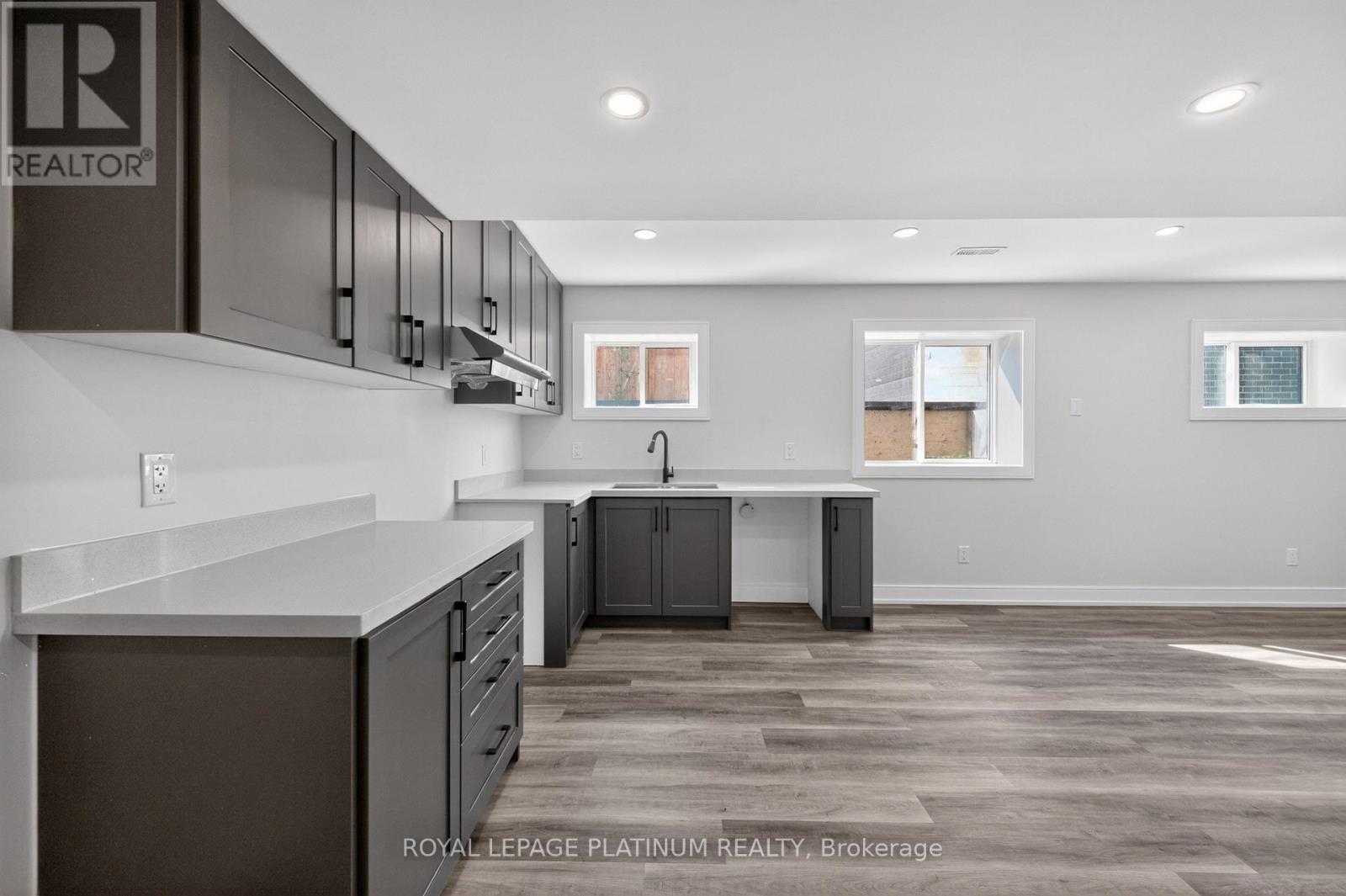 7 Arch Road, Mississauga, ON