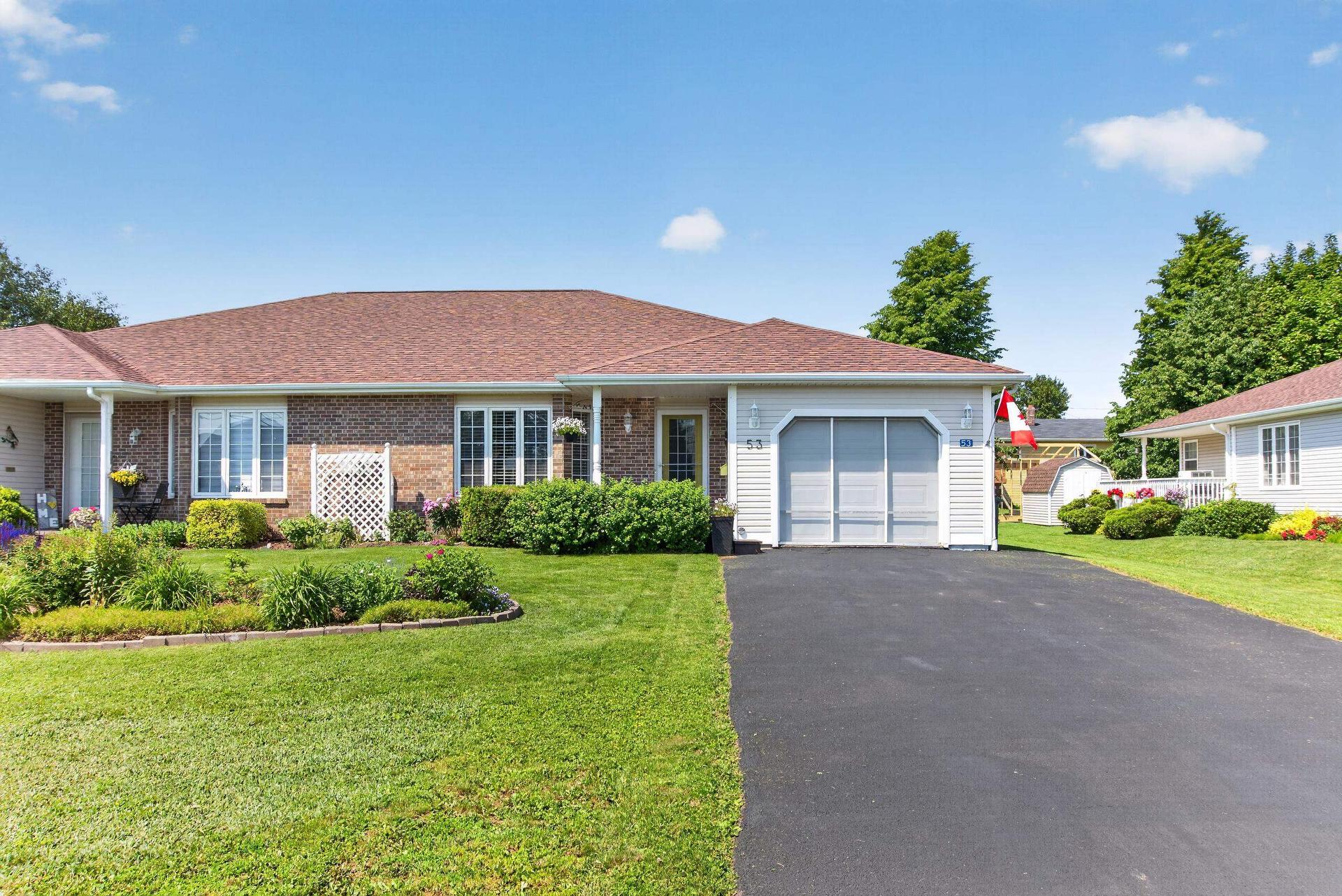 53 Hillside Avenue, Summerside, PE