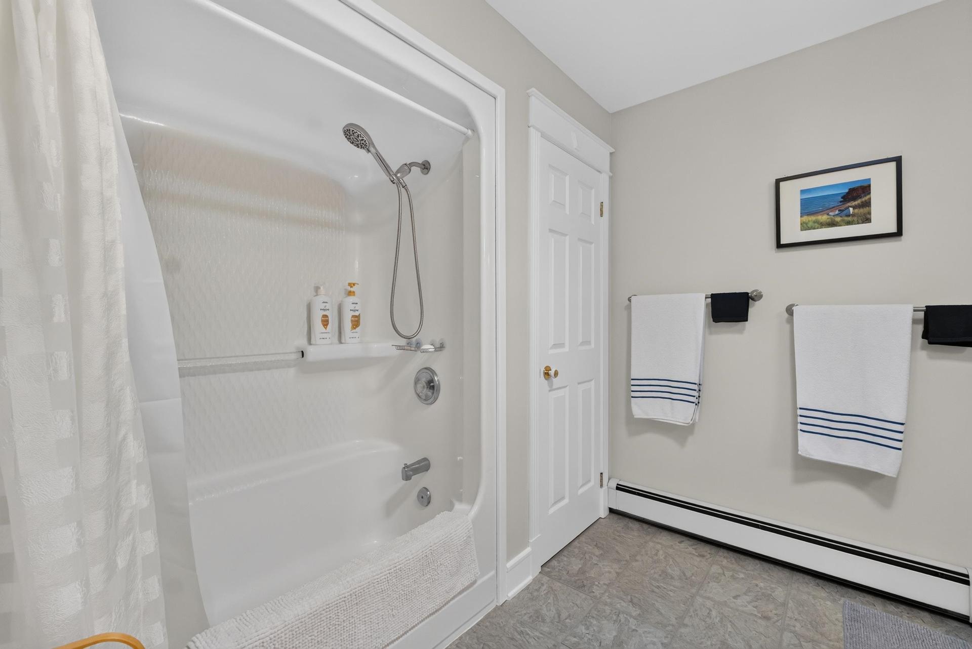 53 Hillside Avenue, Summerside, PE
