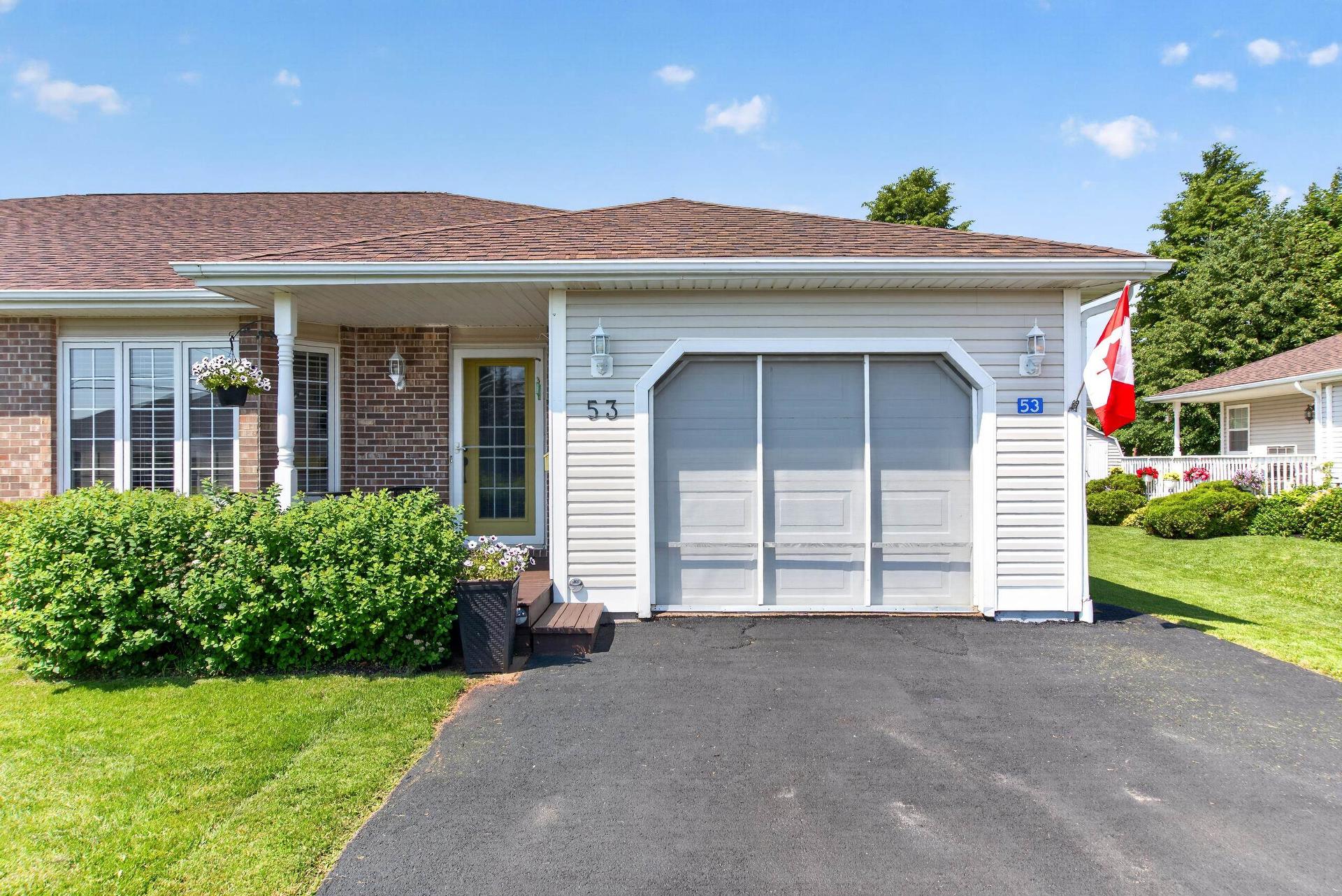 53 Hillside Avenue, Summerside, PE