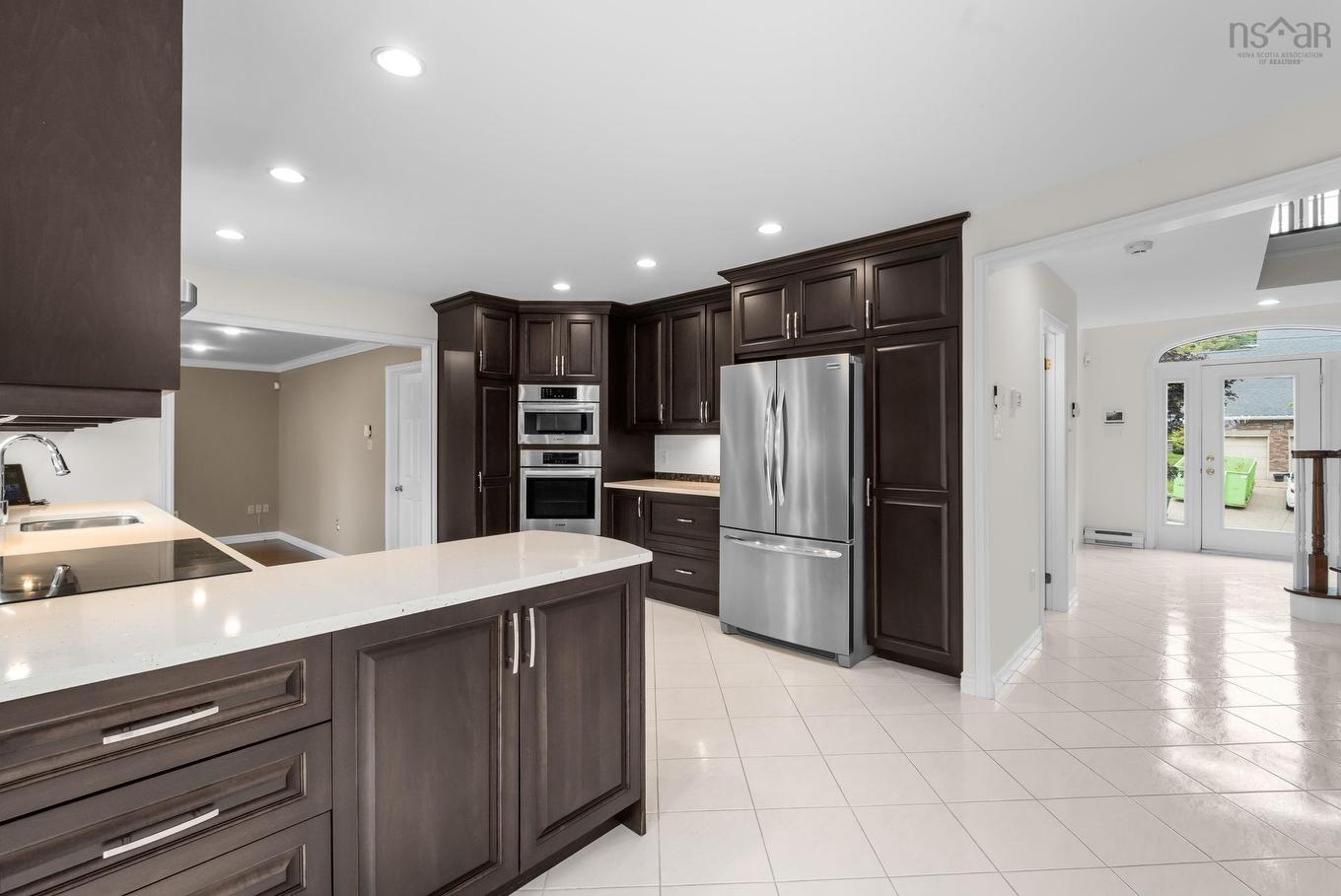 20 Cresthaven Drive, Halifax, NS