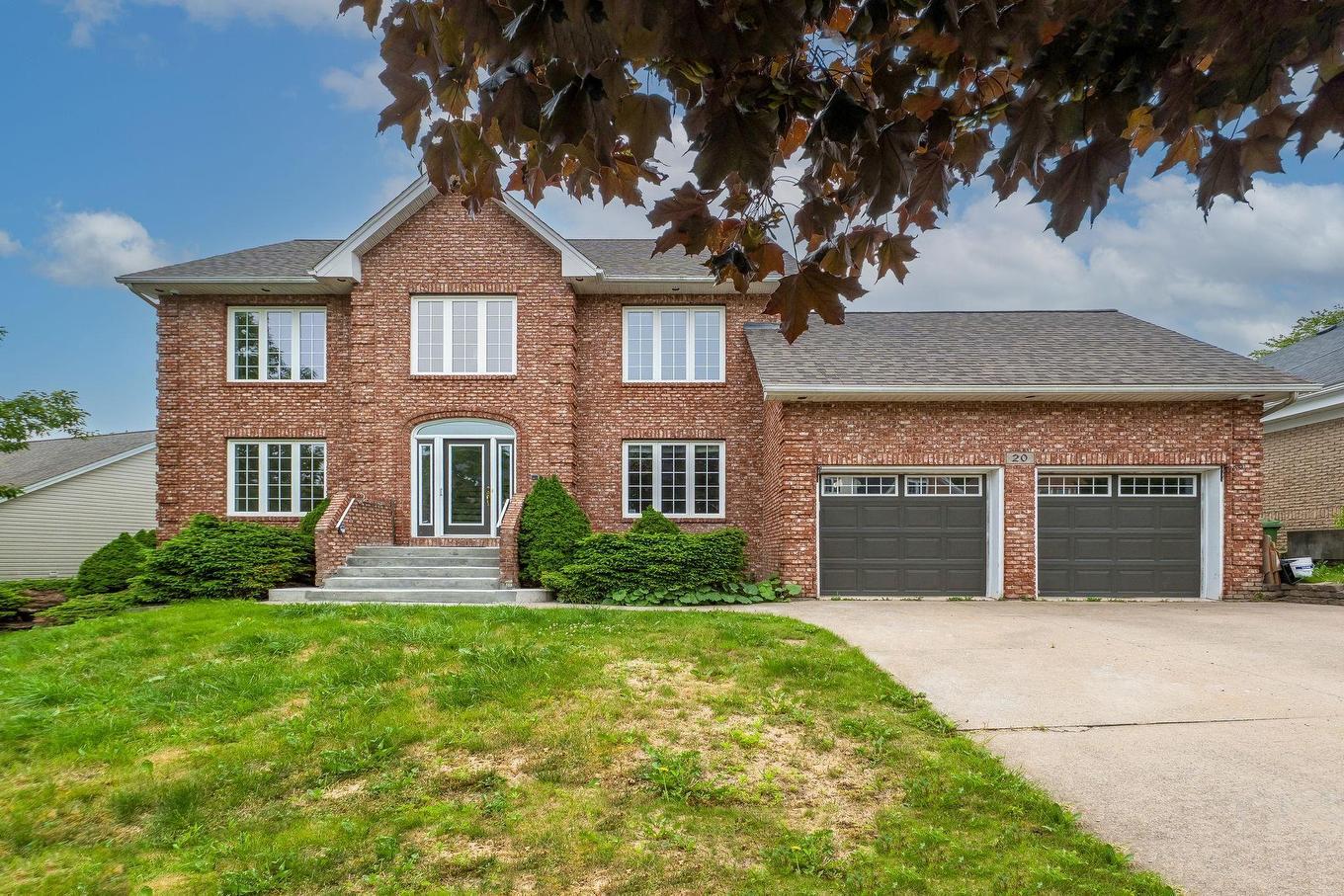 20 Cresthaven Drive, Halifax, NS