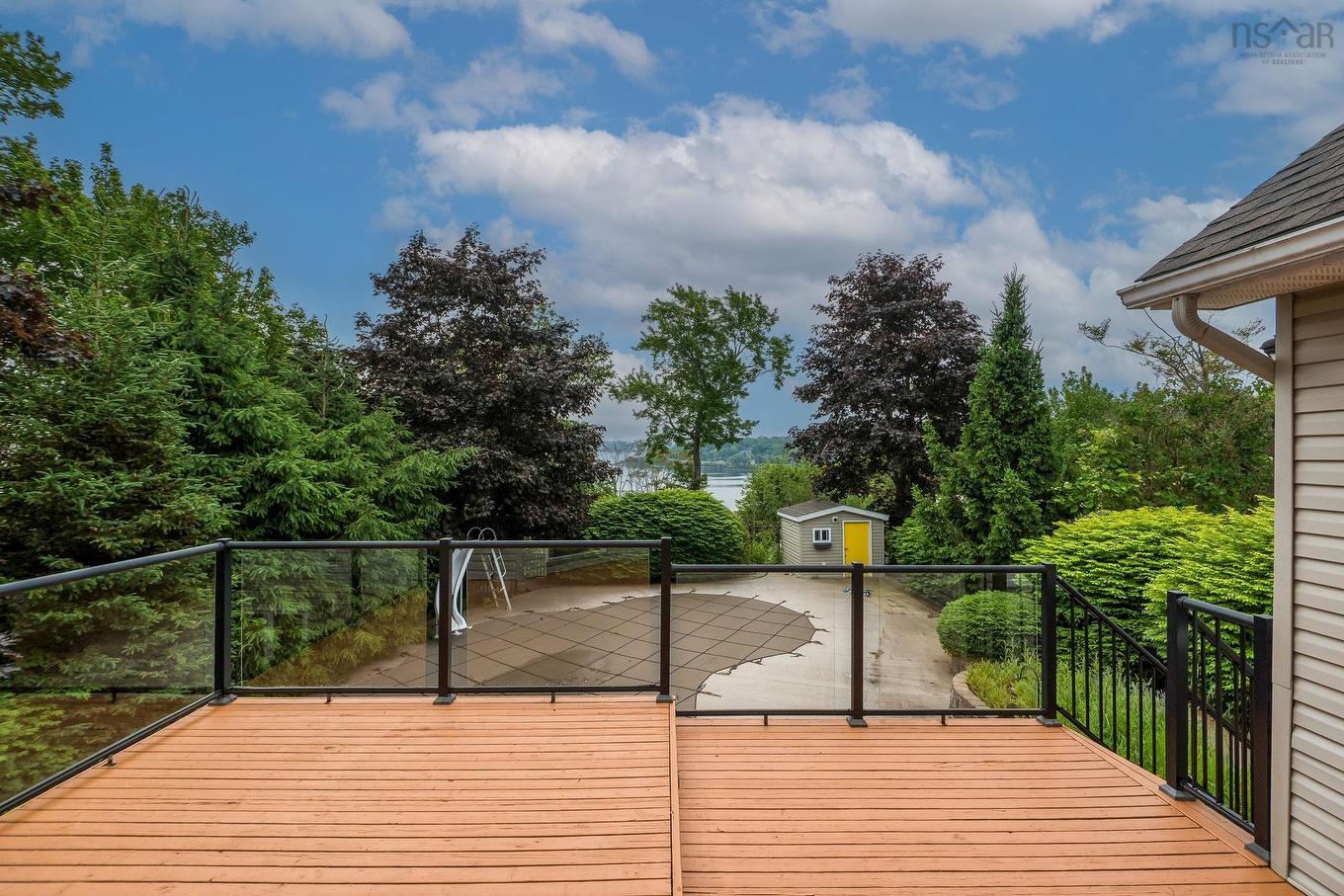 20 Cresthaven Drive, Halifax, NS