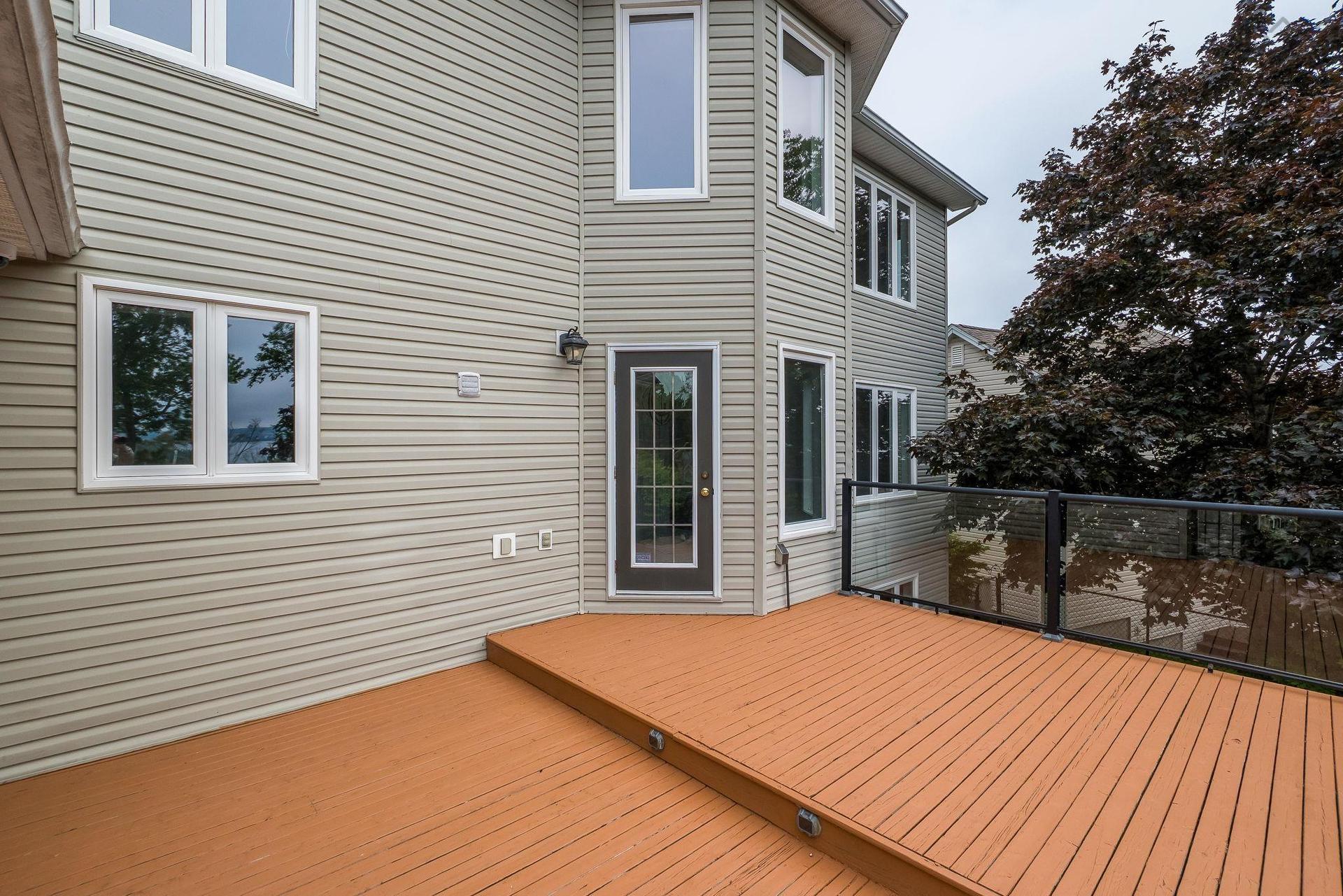 20 Cresthaven Drive, Halifax, NS