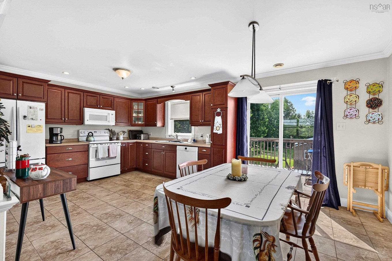 355 College Road, Windsor, NS
