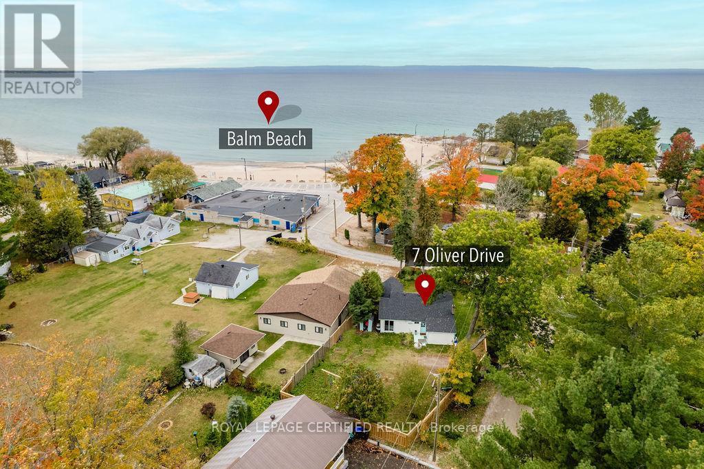 7 Oliver Drive, Tiny, ON