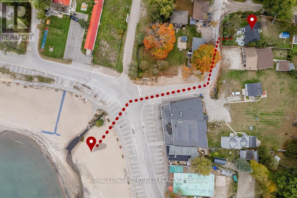 7 Oliver Drive, Tiny, ON
