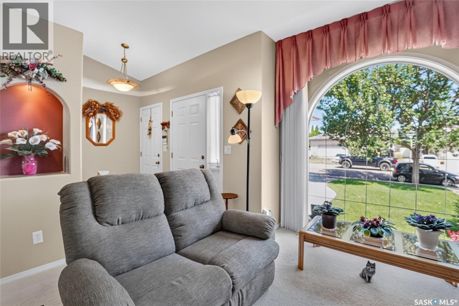307 Sumner Lane, Saskatoon, SK