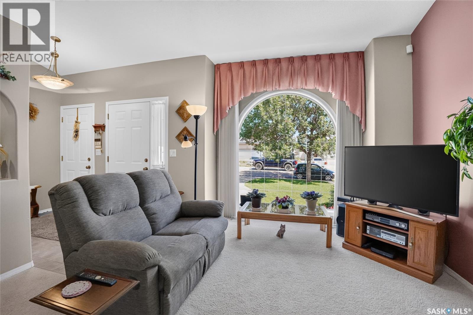 307 Sumner Lane, Saskatoon, SK
