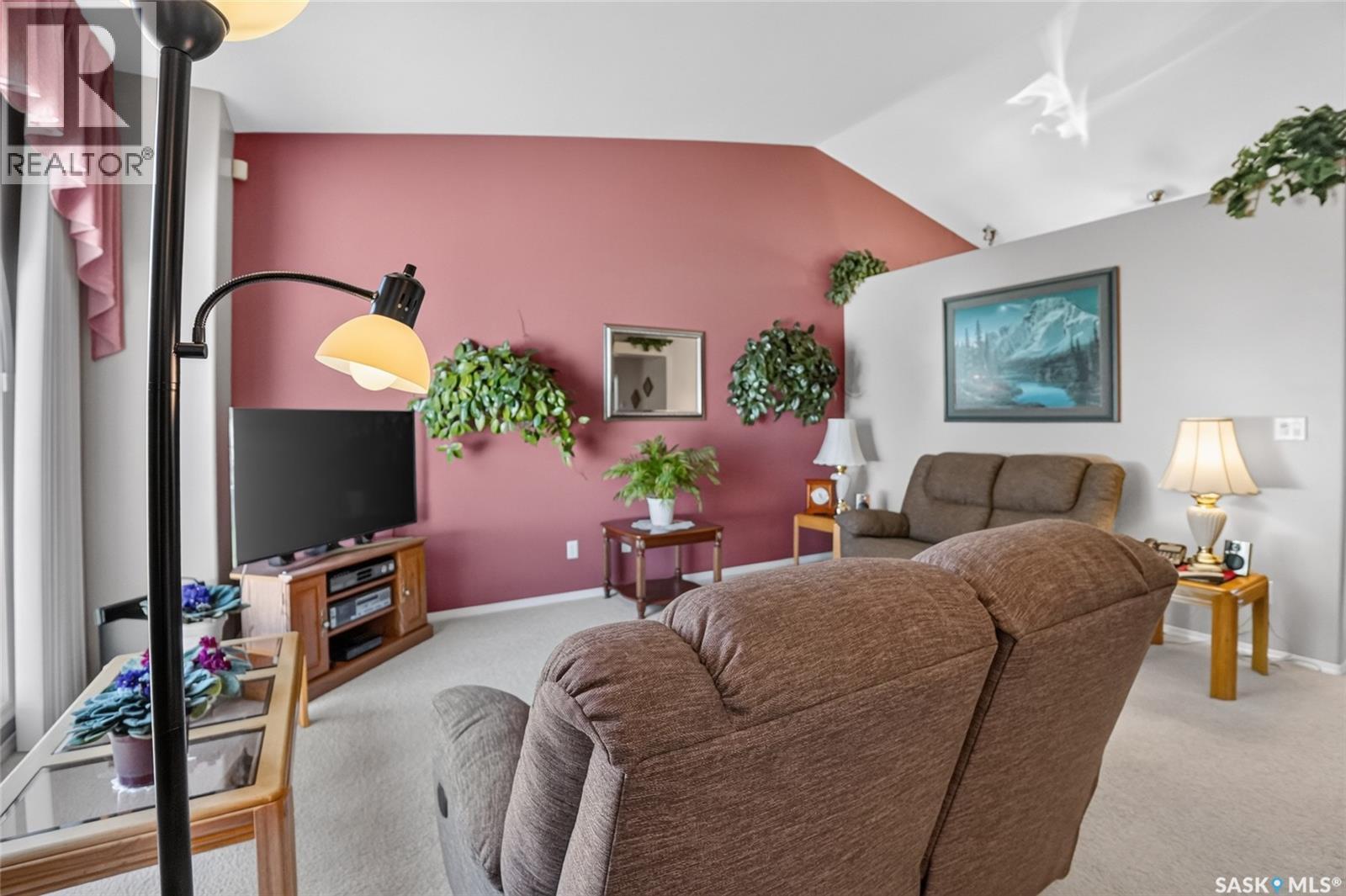 307 Sumner Lane, Saskatoon, SK