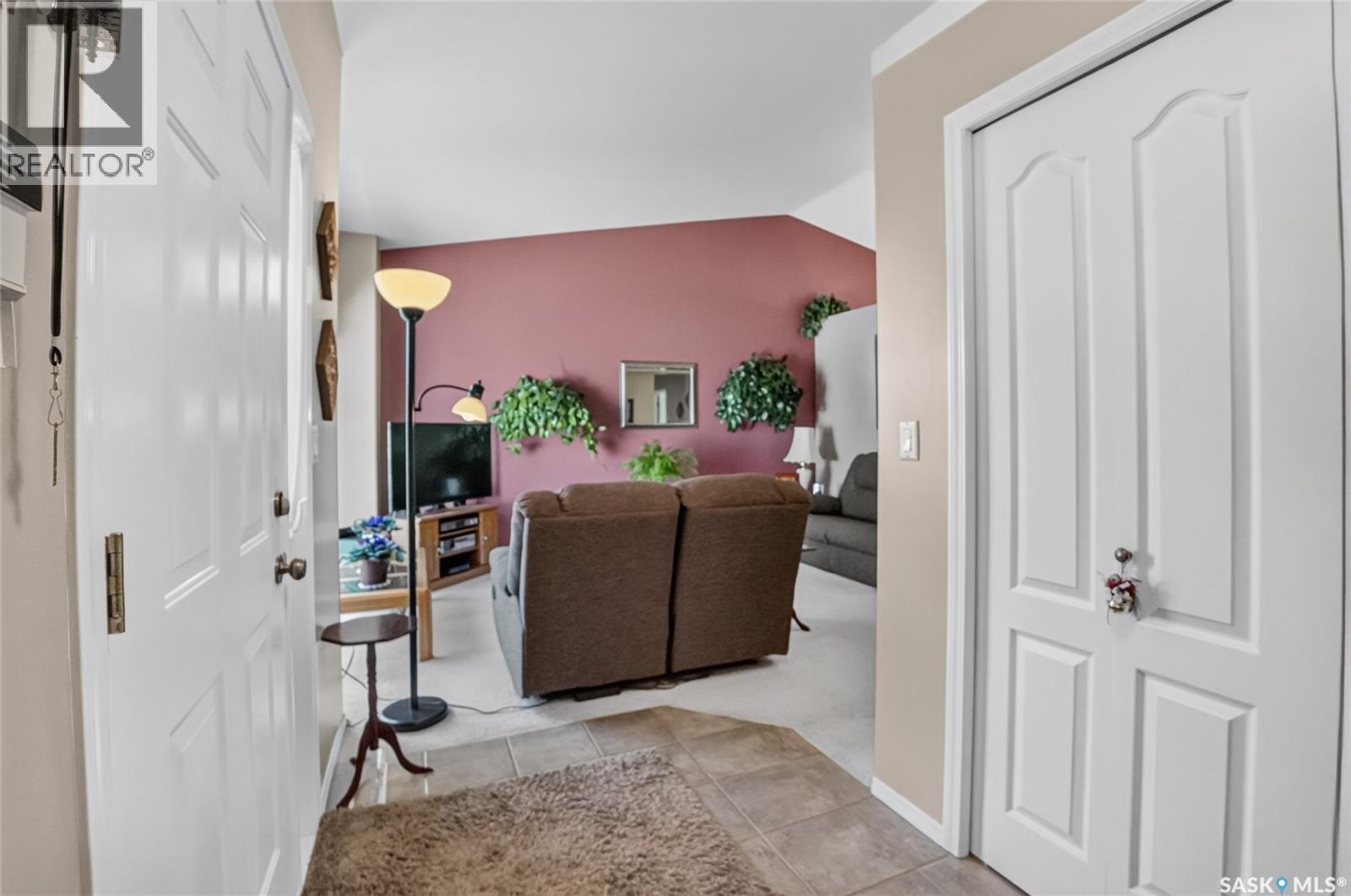 307 Sumner Lane, Saskatoon, SK