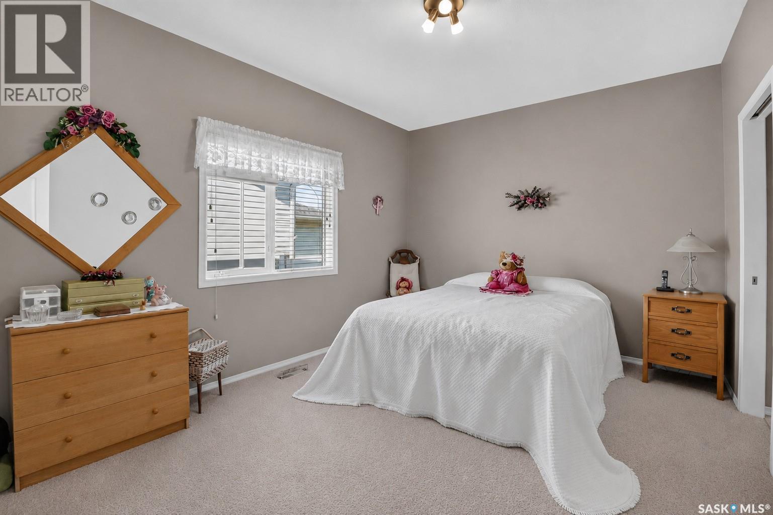 307 Sumner Lane, Saskatoon, SK