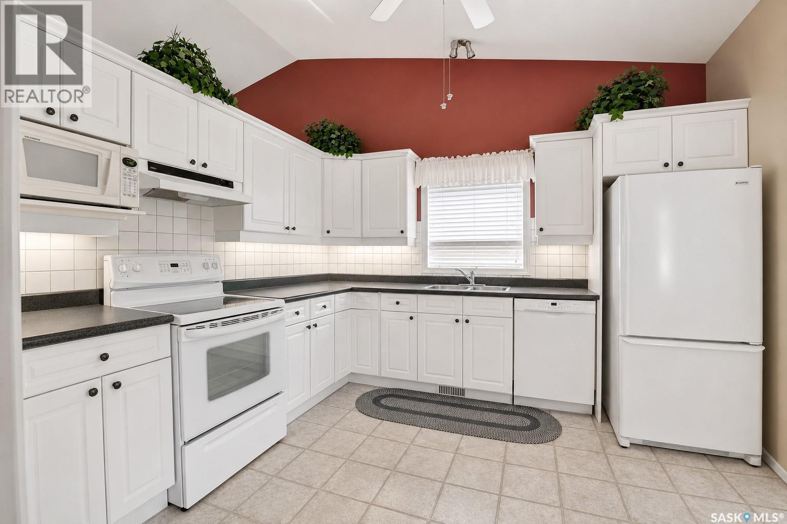 307 Sumner Lane, Saskatoon, SK