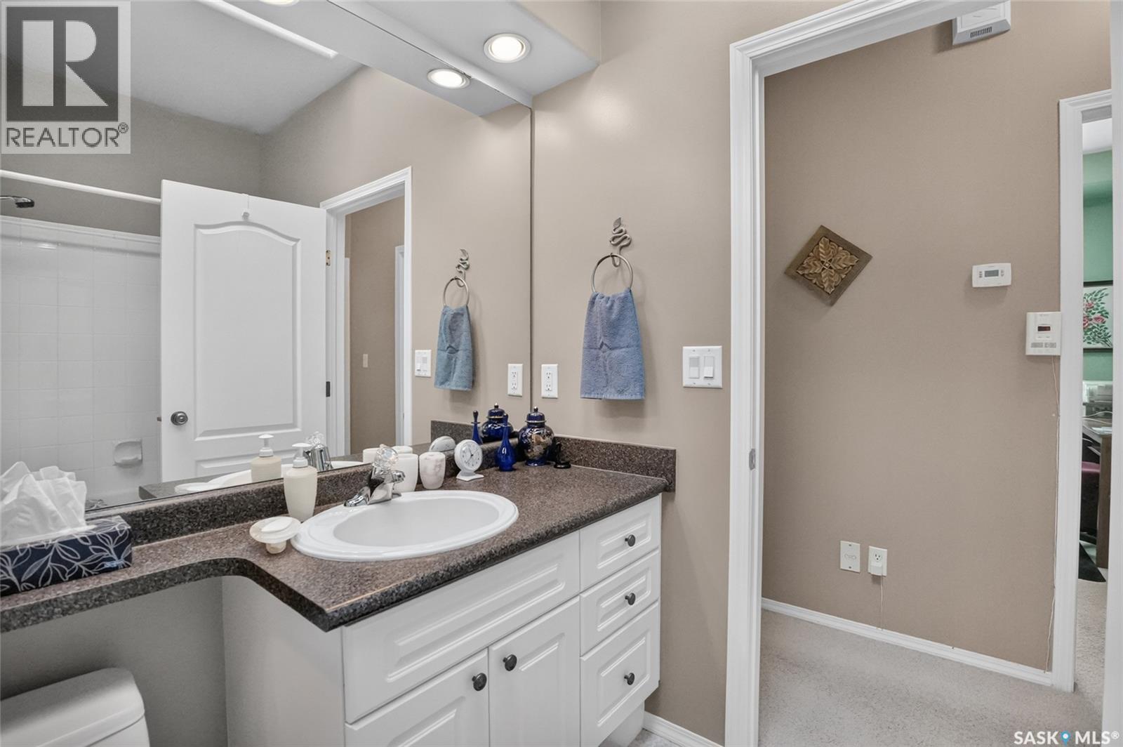 307 Sumner Lane, Saskatoon, SK