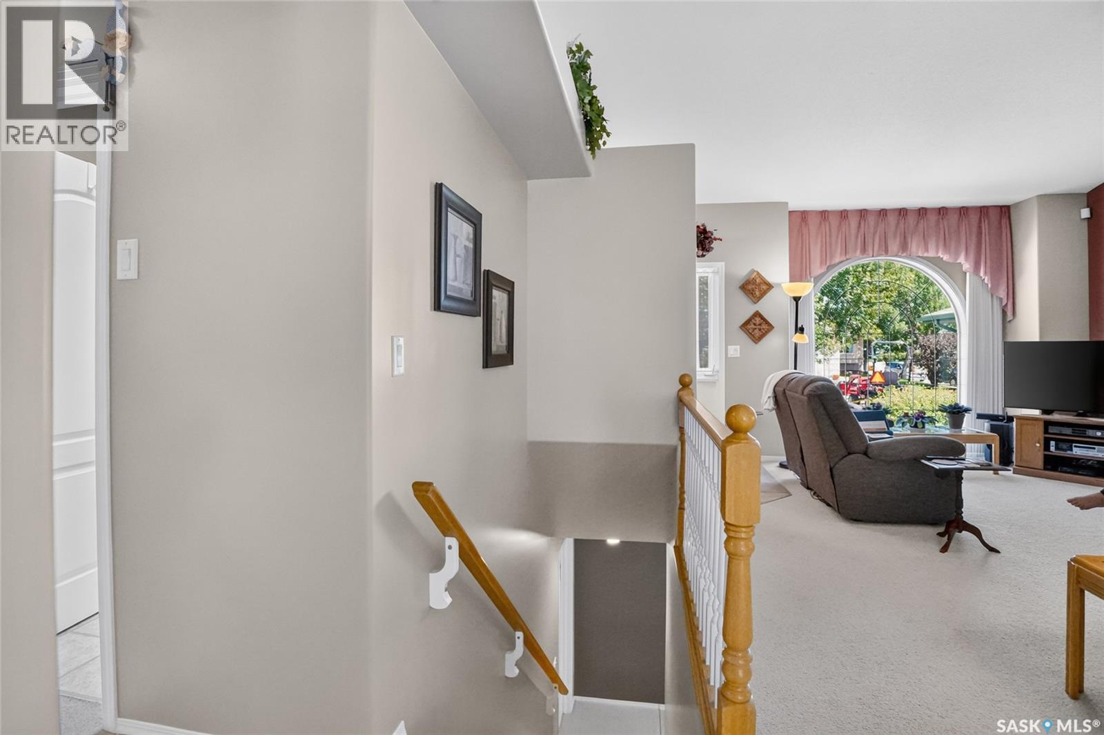 307 Sumner Lane, Saskatoon, SK