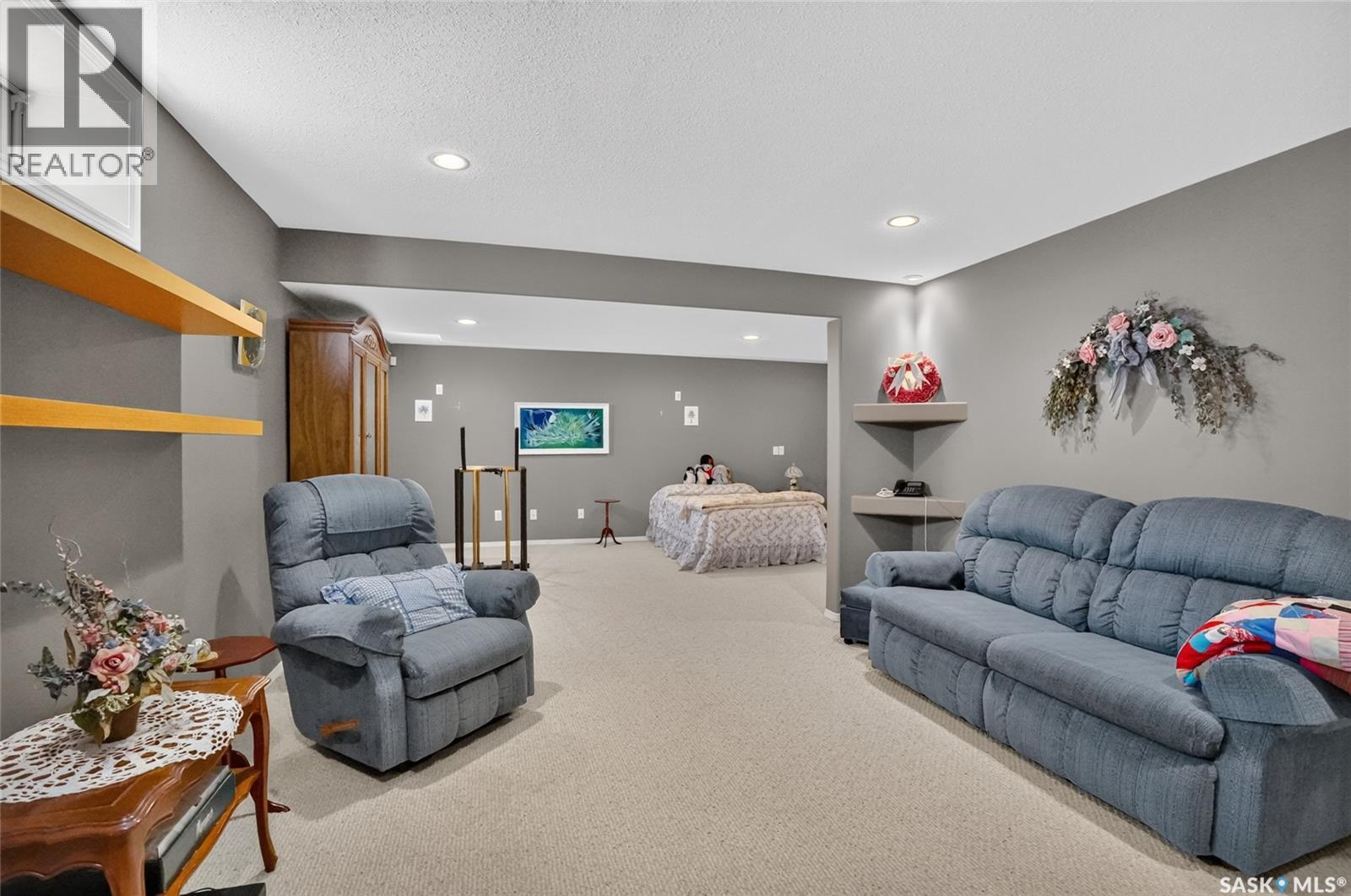 307 Sumner Lane, Saskatoon, SK