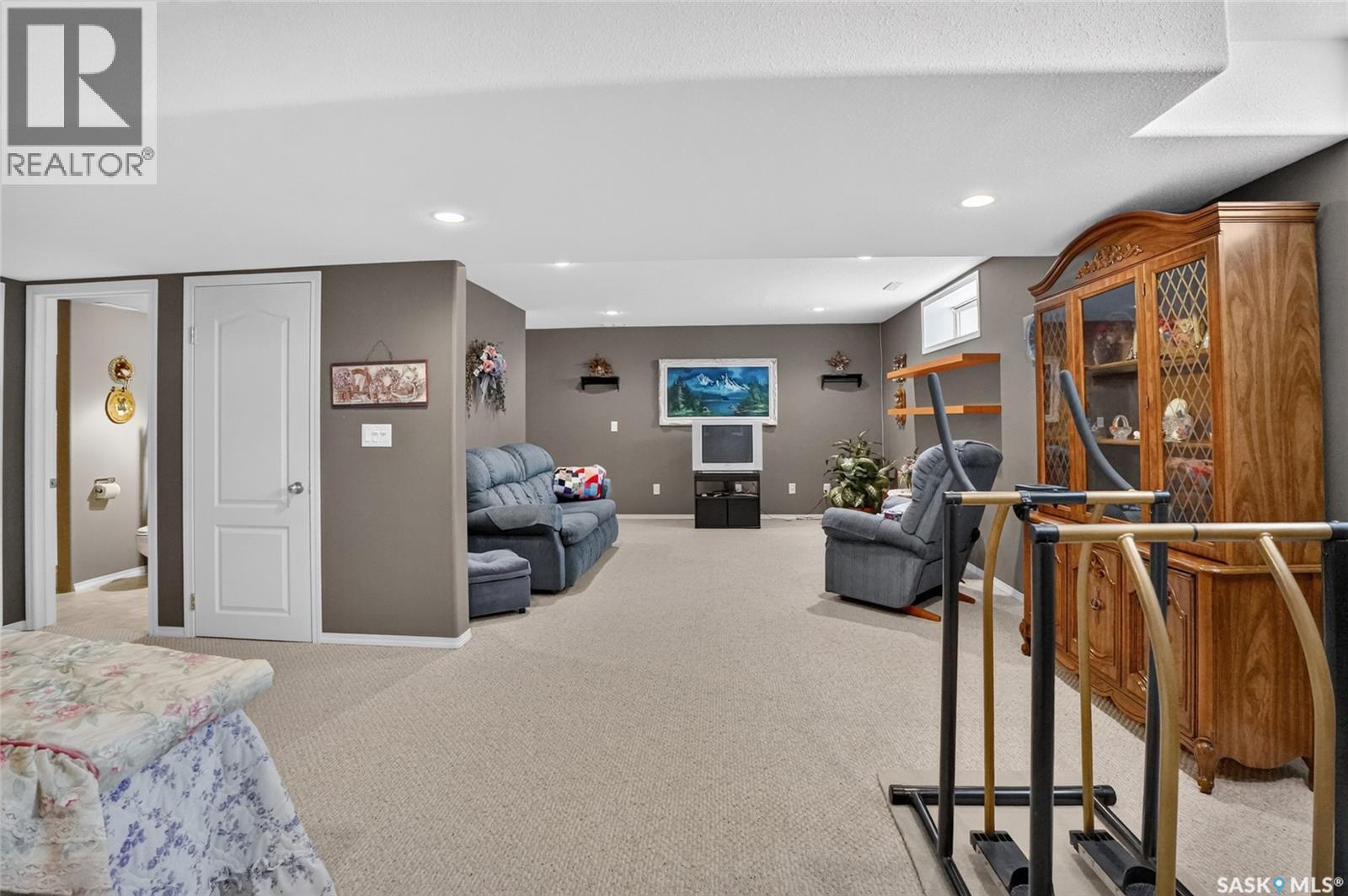 307 Sumner Lane, Saskatoon, SK