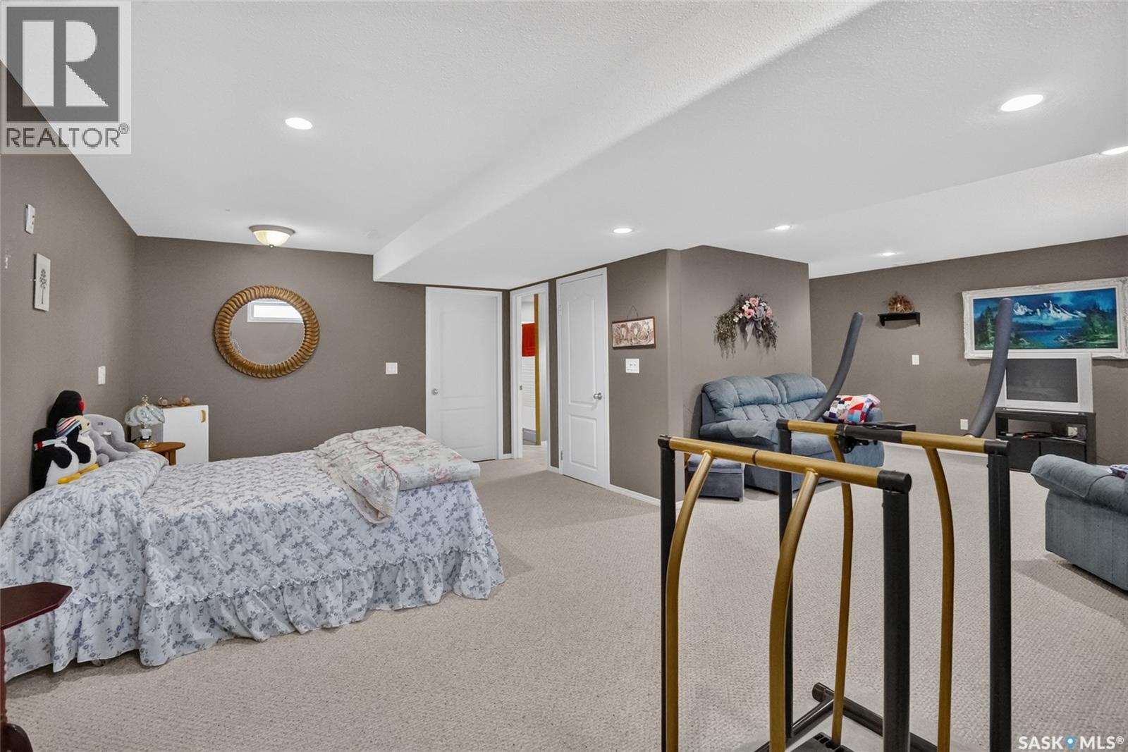 307 Sumner Lane, Saskatoon, SK