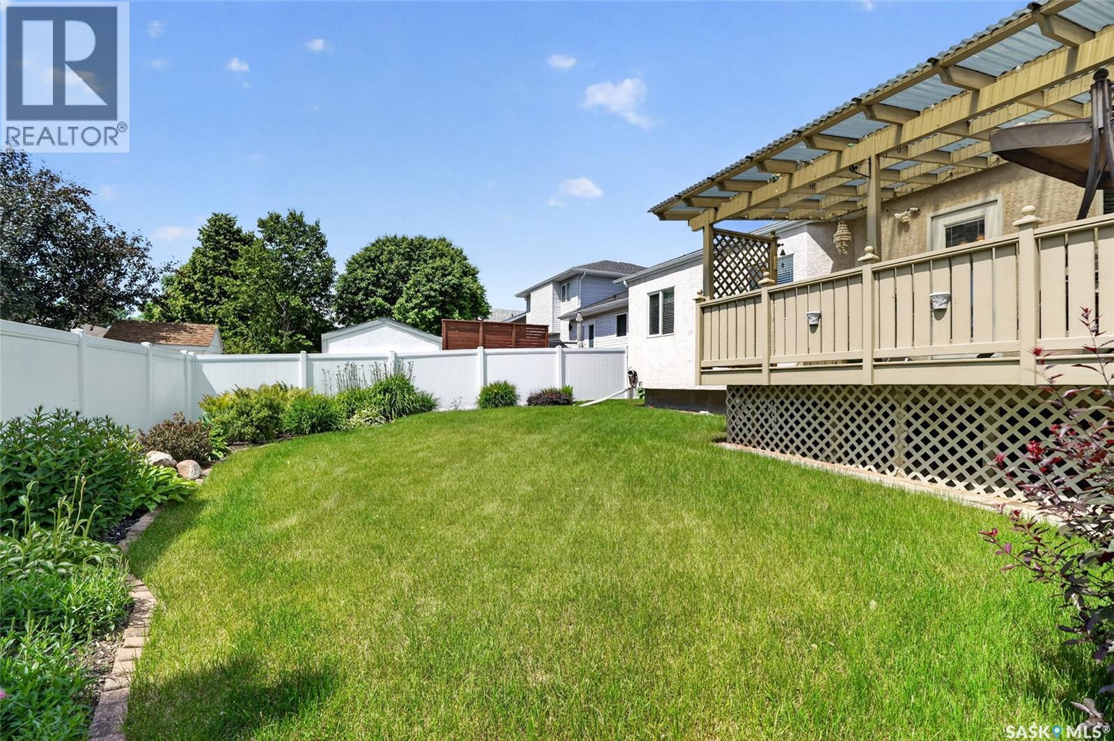 307 Sumner Lane, Saskatoon, SK