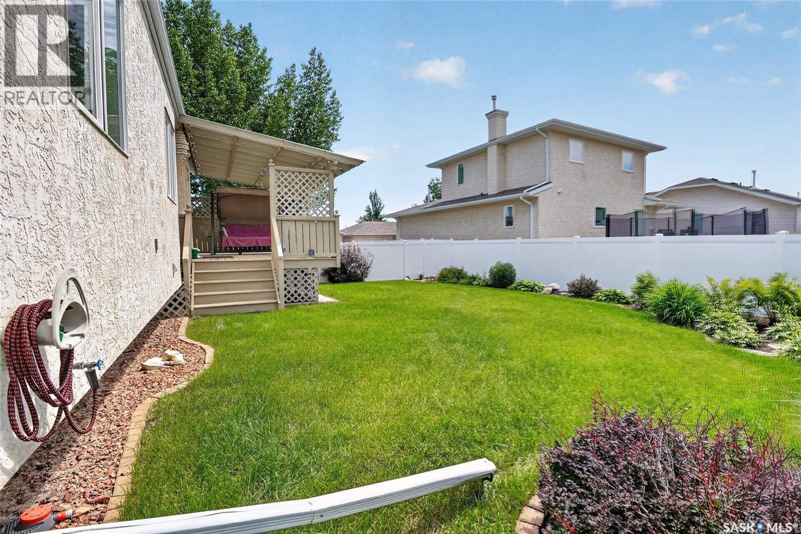 307 Sumner Lane, Saskatoon, SK
