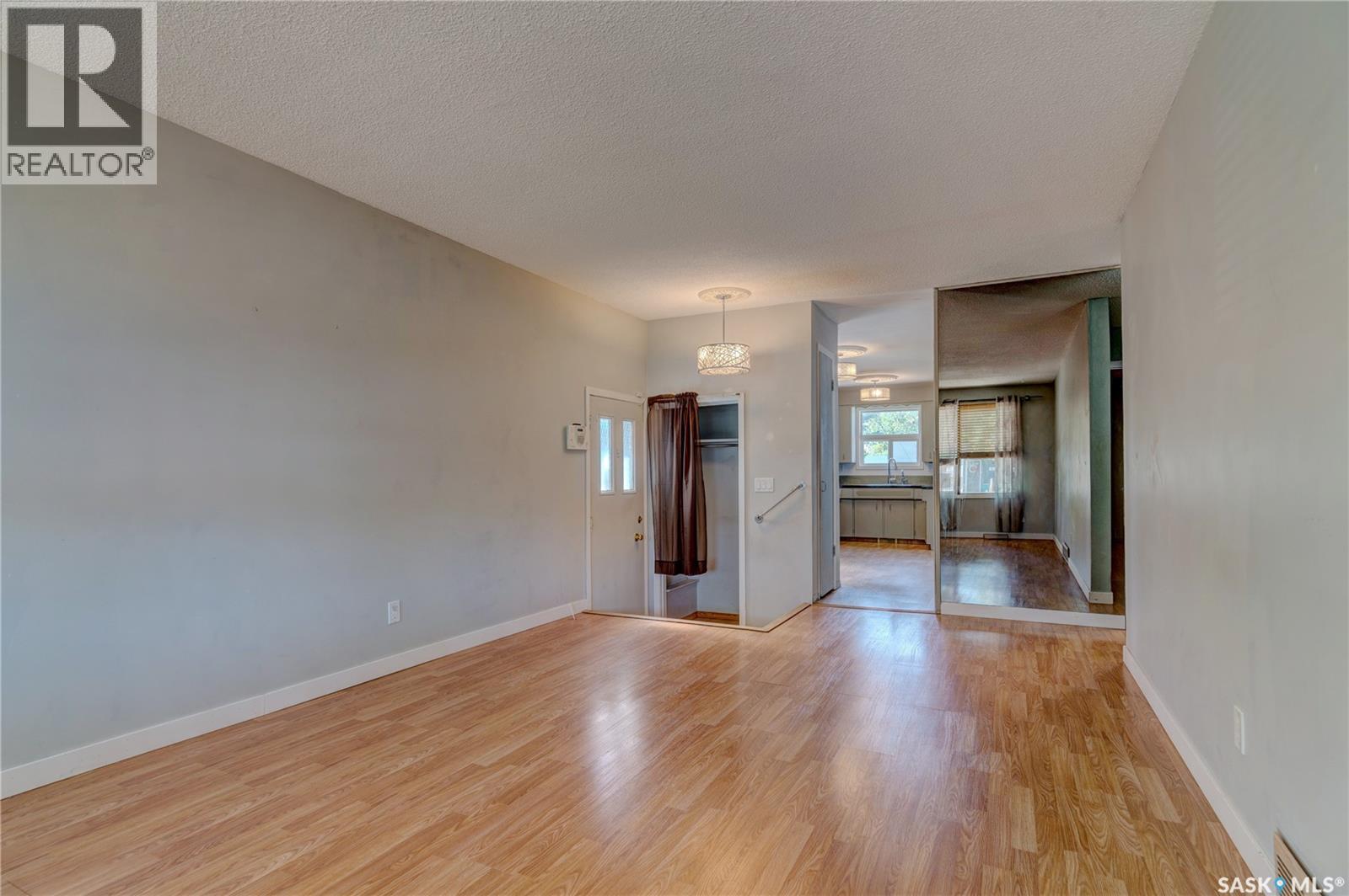 119 Bothwell Crescent, Regina, SK