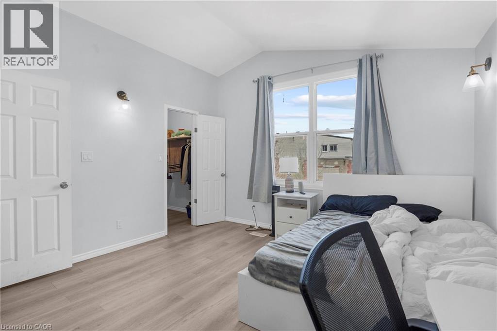 11 Wright Avenue, Hamilton, ON