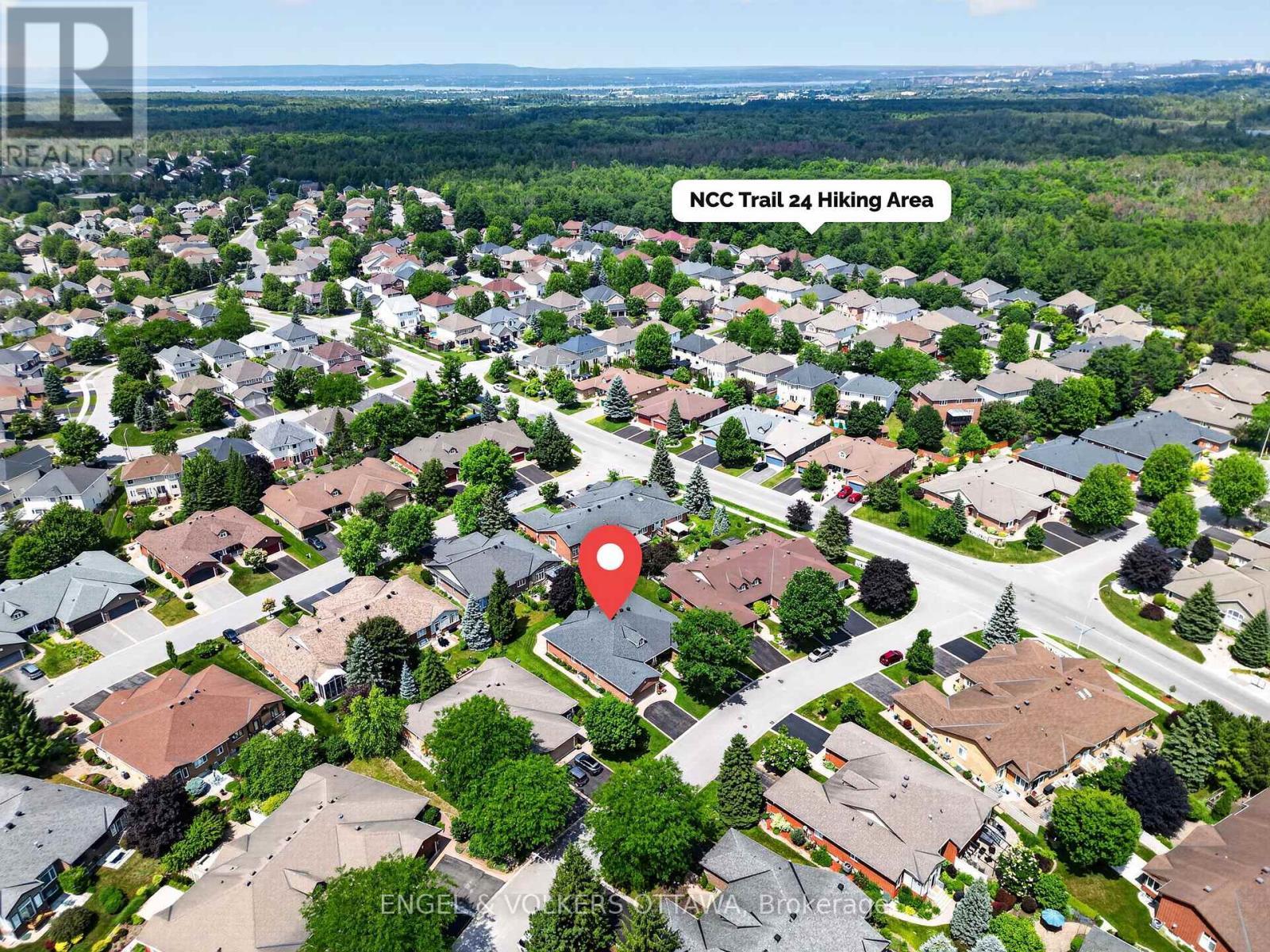 10 Waterthrush Crescent, Ottawa, ON