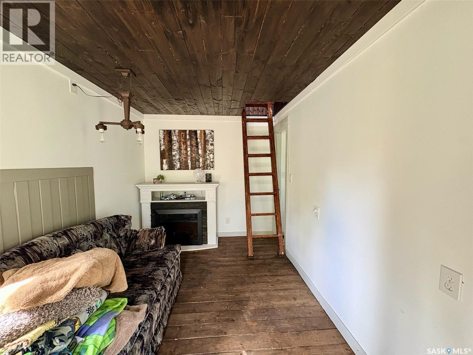 295 Wall Road, Rosthern Rm No. 403, SK