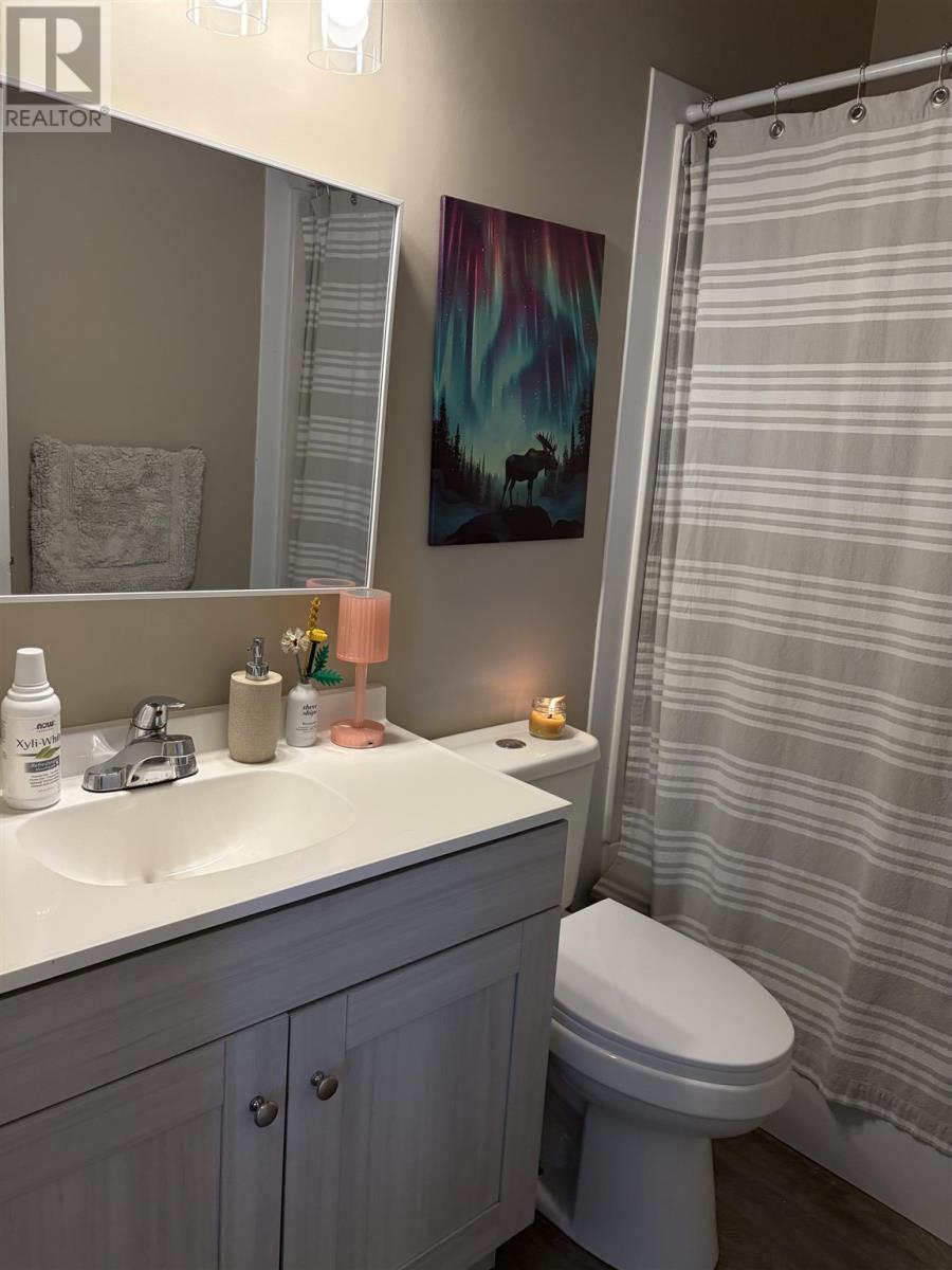 77 Hillside Dr S, Elliot Lake, ON - Indoor Photo Showing Bathroom