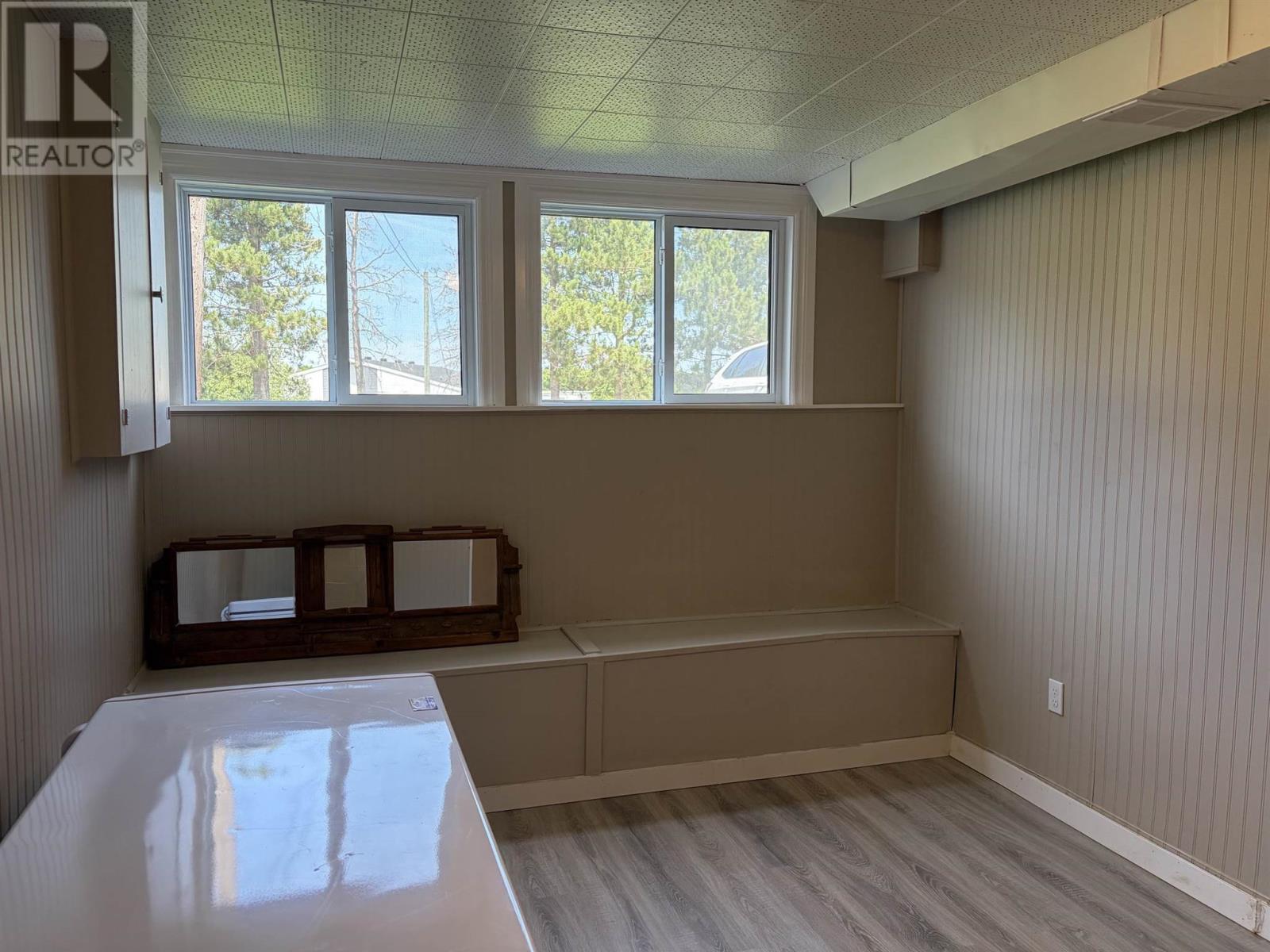 77 Hillside Dr S, Elliot Lake, ON - Indoor