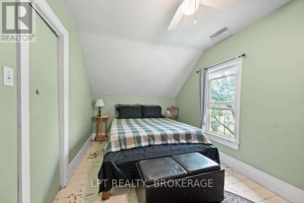 183 Second Street, Loyalist (Bath), ON
