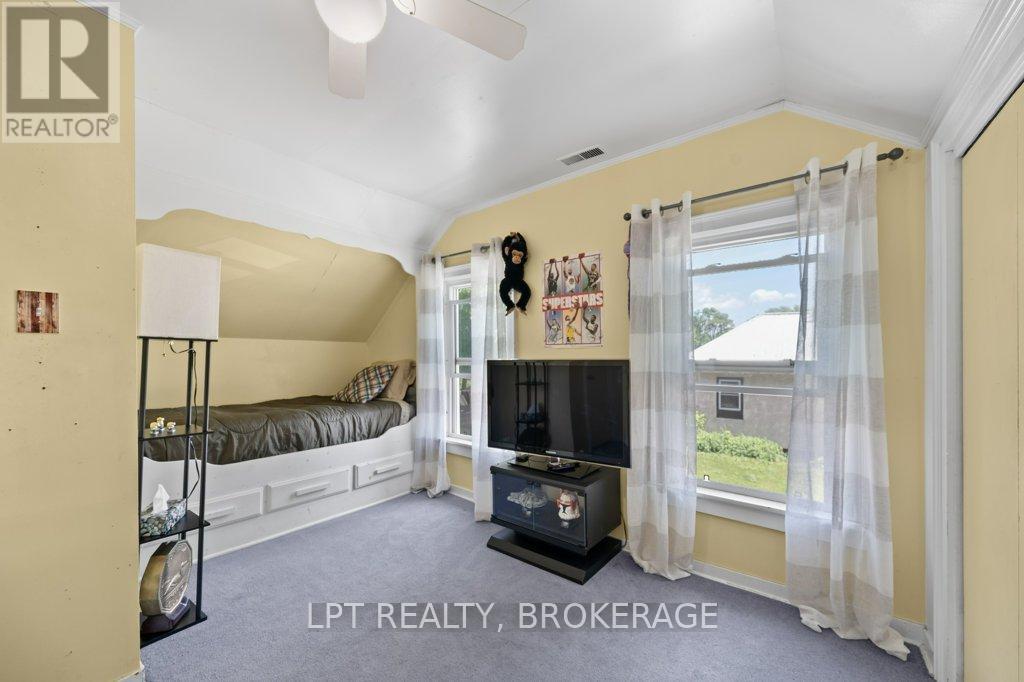 183 Second Street, Loyalist (Bath), ON