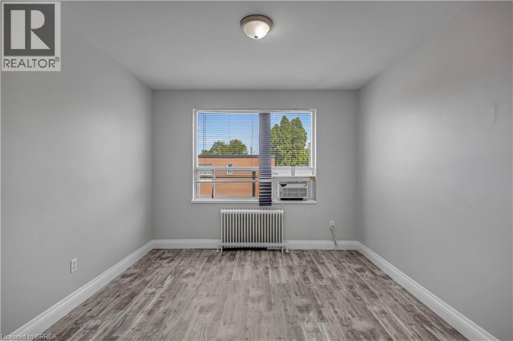 57 Mericourt Road Unit# 310, Hamilton, ON