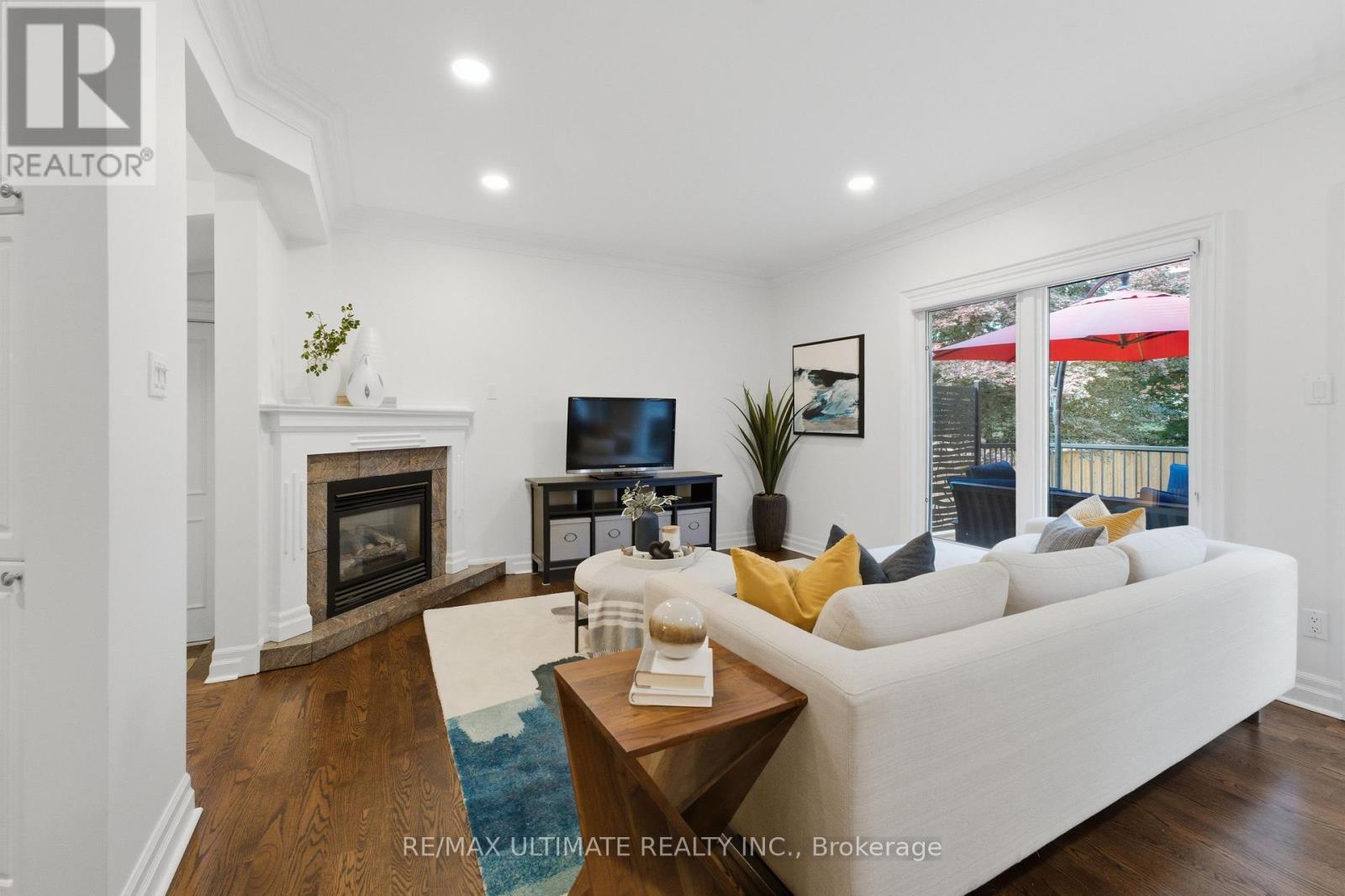 214 Sutherland Drive, Toronto, ON