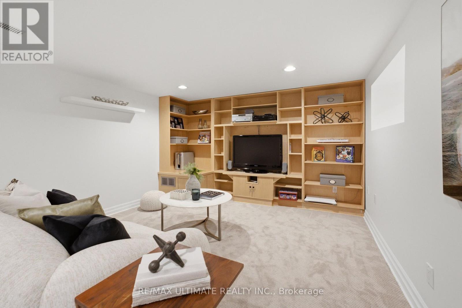 214 Sutherland Drive, Toronto, ON