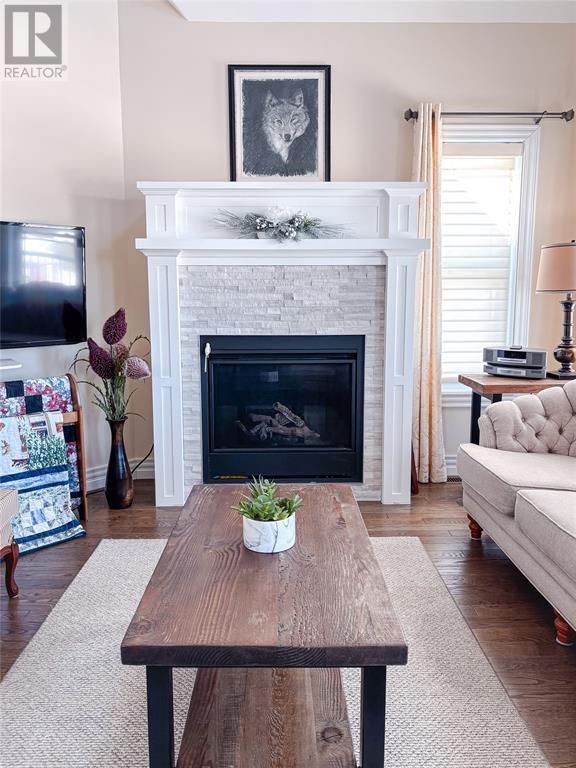 14 Atkinson Drive, Pasadena, NL