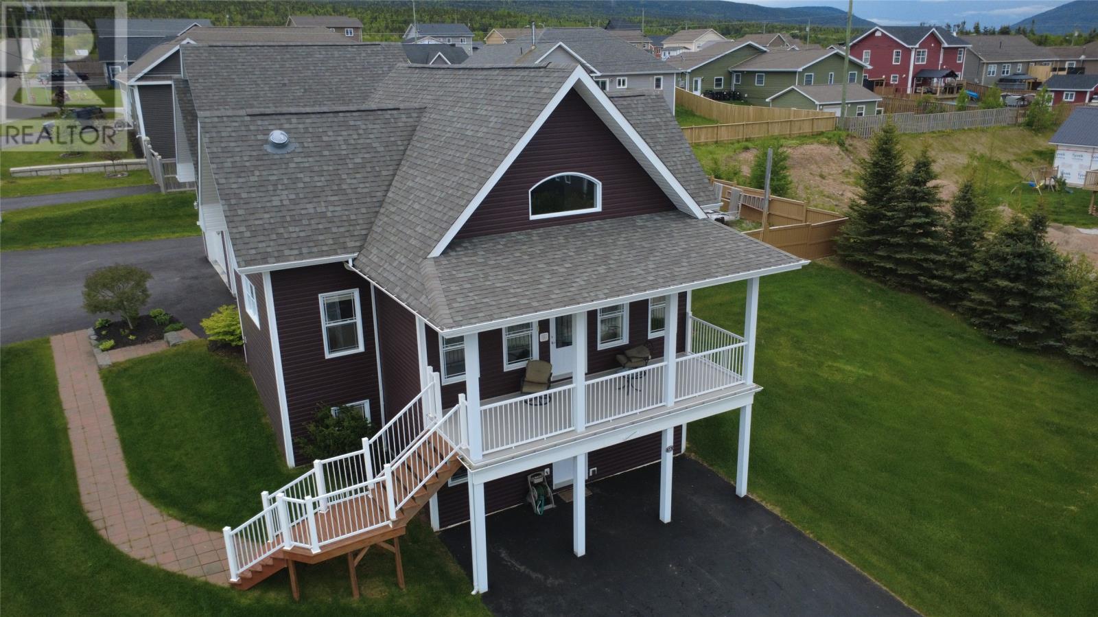 14 Atkinson Drive, Pasadena, NL