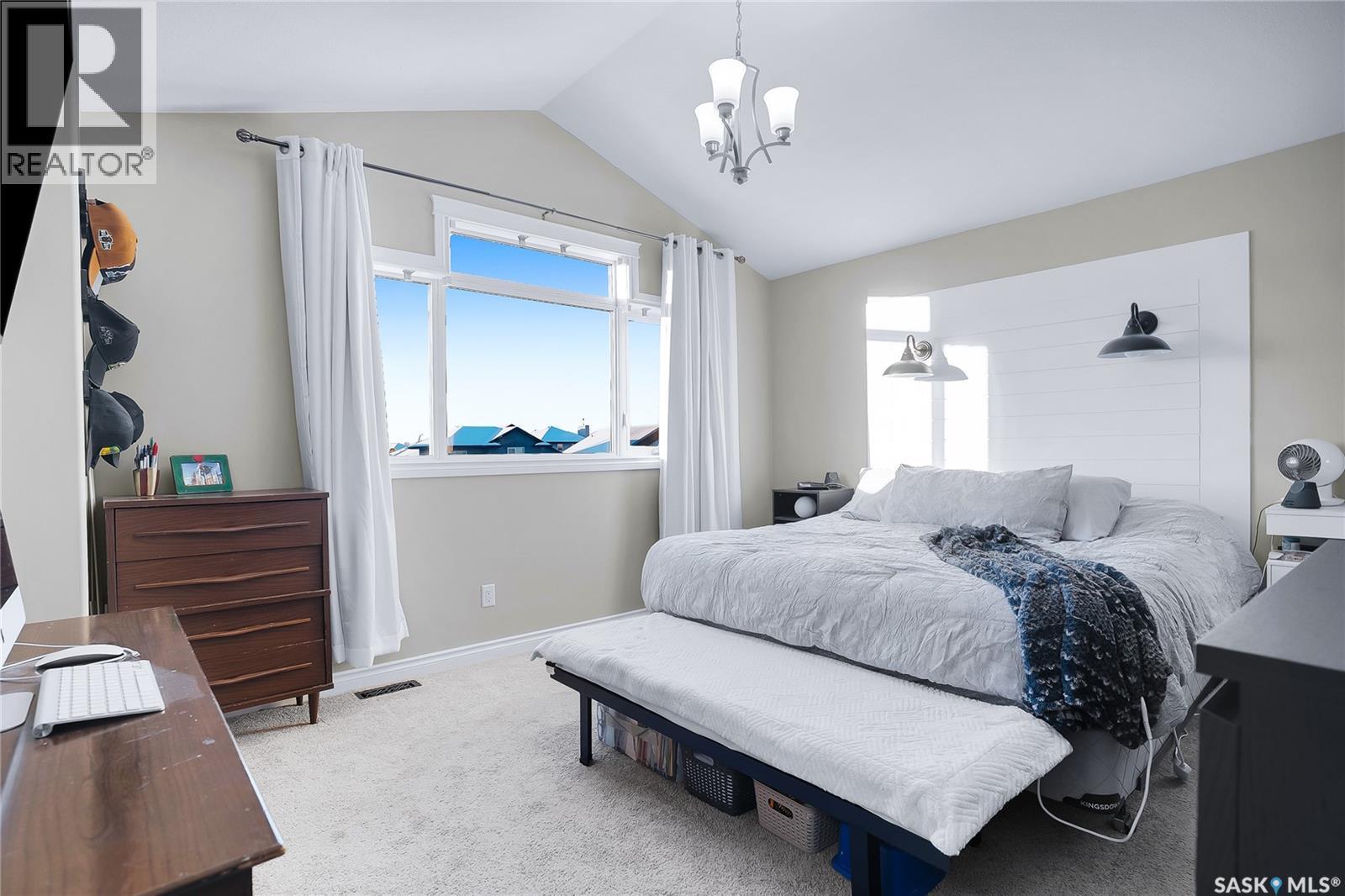 146 West Hampton Boulevard, Saskatoon, SK