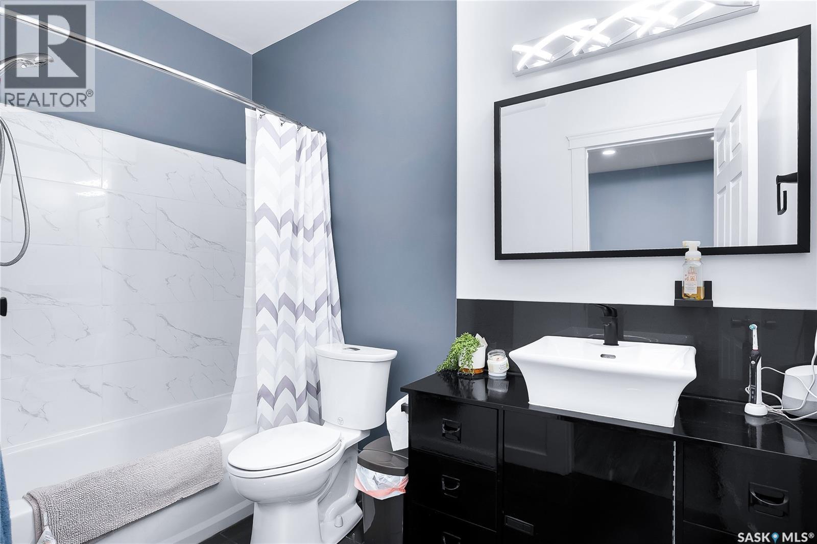146 West Hampton Boulevard, Saskatoon, SK