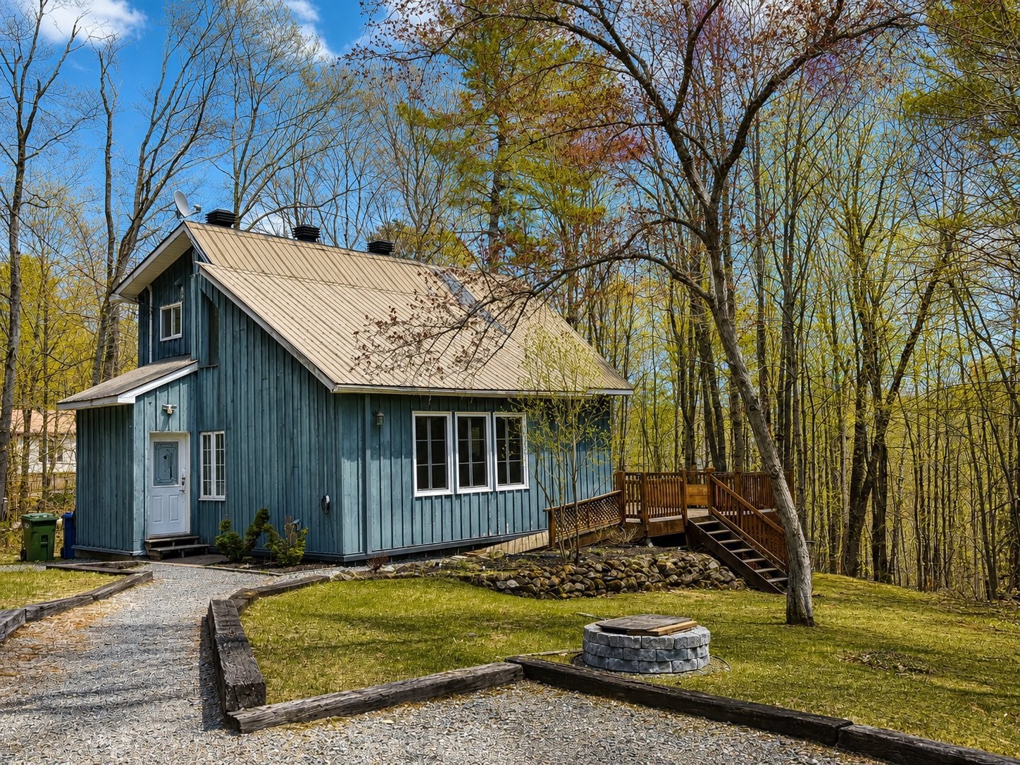 Front of Structure - 1480 Rue Vigneault, Prévost, QC - Outdoor
