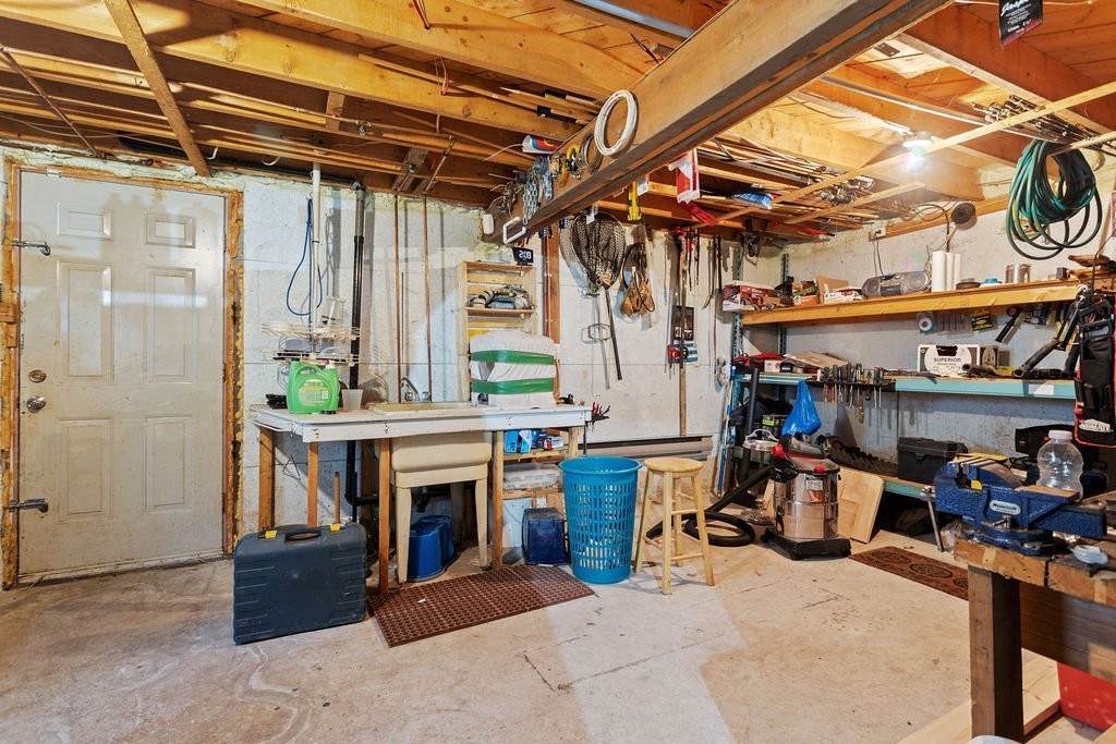 Basement - 1480 Rue Vigneault, Prévost, QC - Indoor Photo Showing Basement