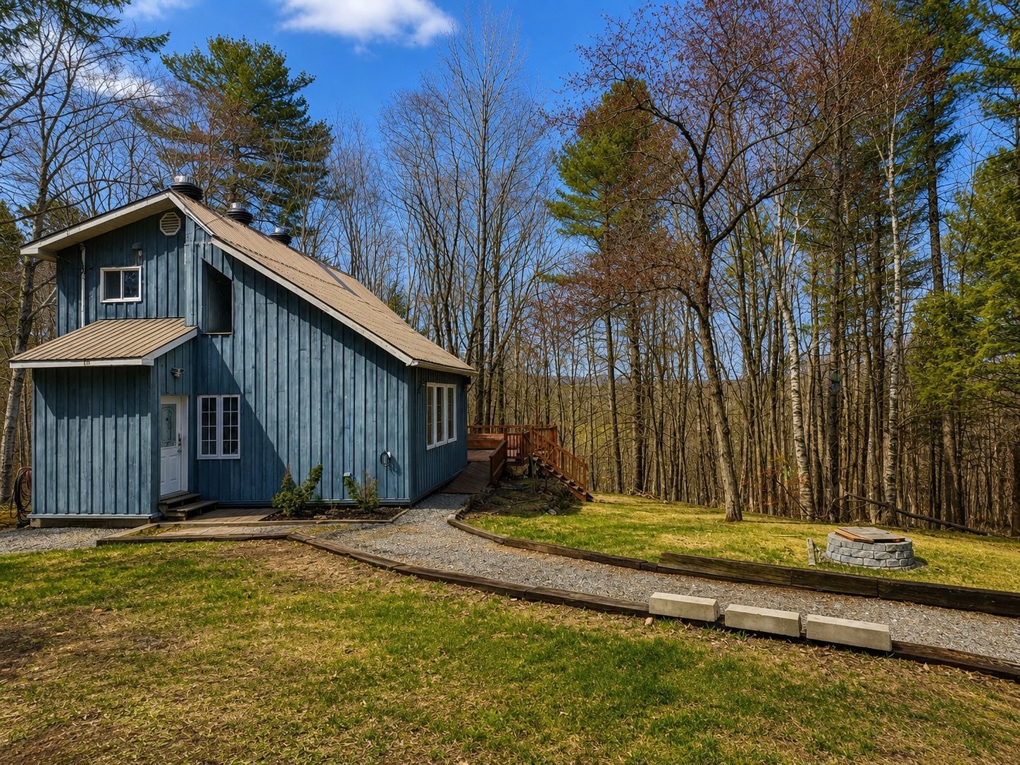 Front of Structure - 1480 Rue Vigneault, Prévost, QC - Outdoor