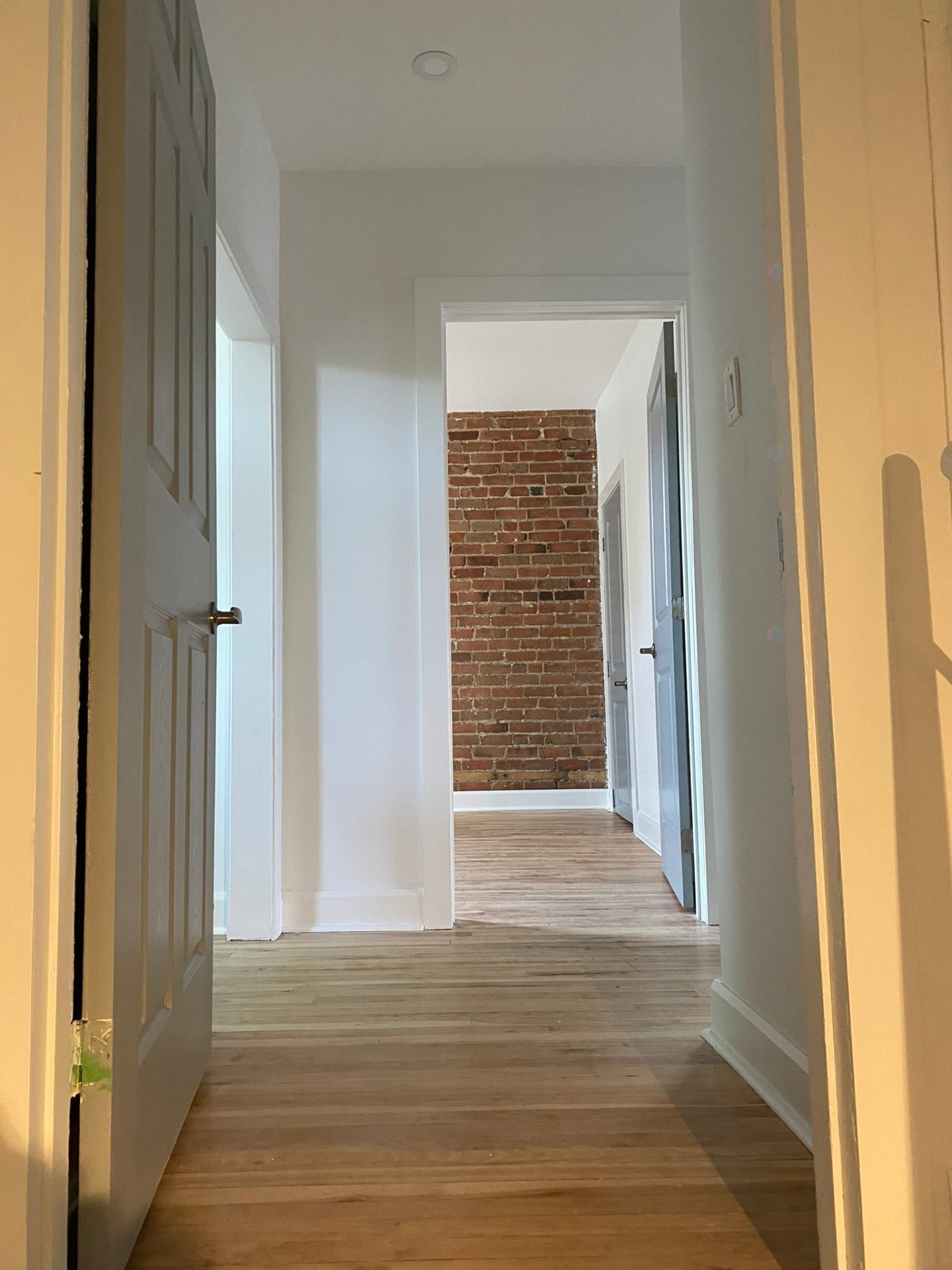 Entry - 6370 Av. Christophe-Colomb, Montréal (Rosemont/La Petite-Patrie), QC