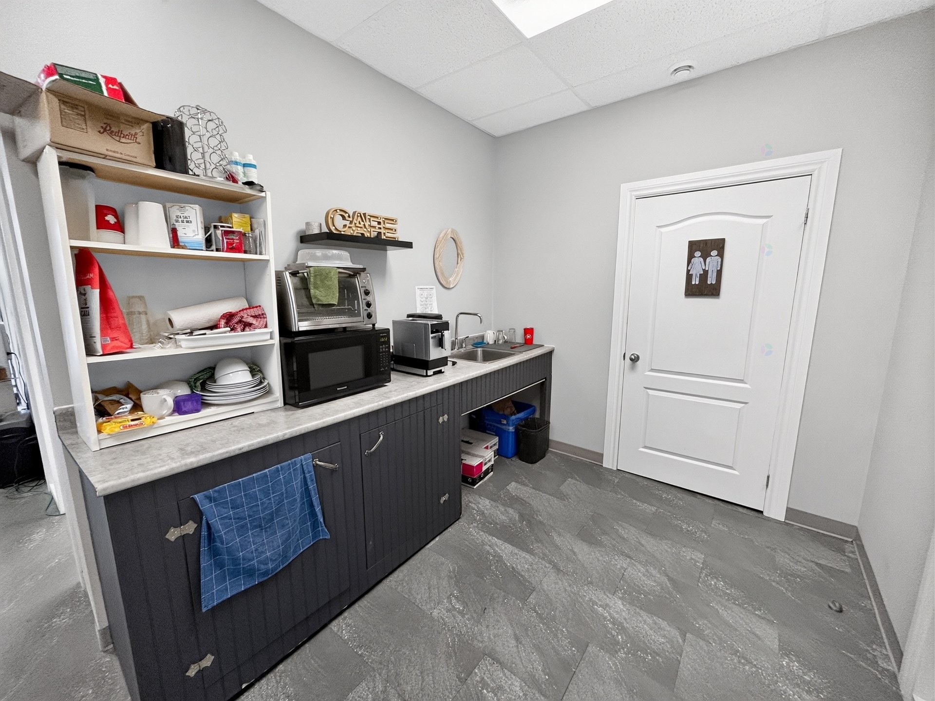 Office - 127 Boul. Des Bois-Francs S., Victoriaville, QC - Indoor