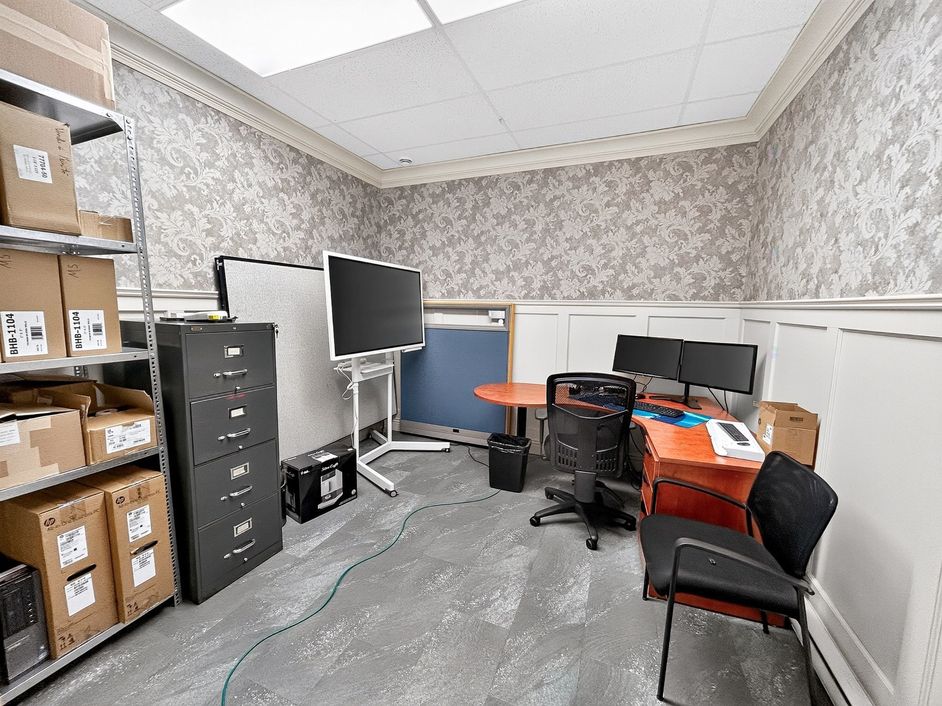 Office - 127 Boul. Des Bois-Francs S., Victoriaville, QC - Indoor Photo Showing Office