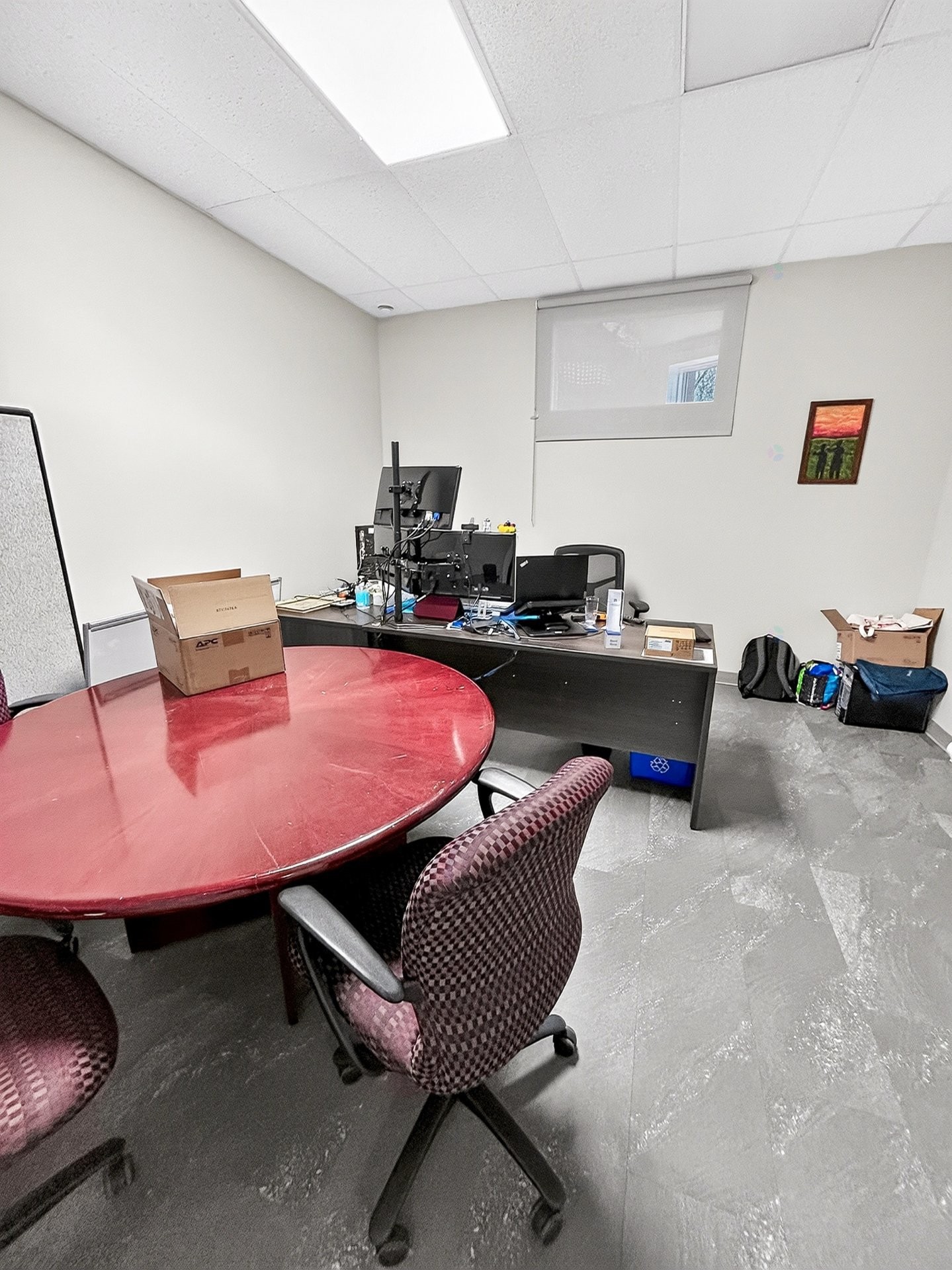 Office - 127 Boul. Des Bois-Francs S., Victoriaville, QC - Indoor