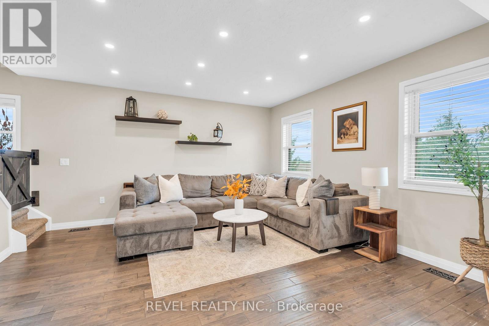 343071 Fifteenth Side Road, Amaranth, ON