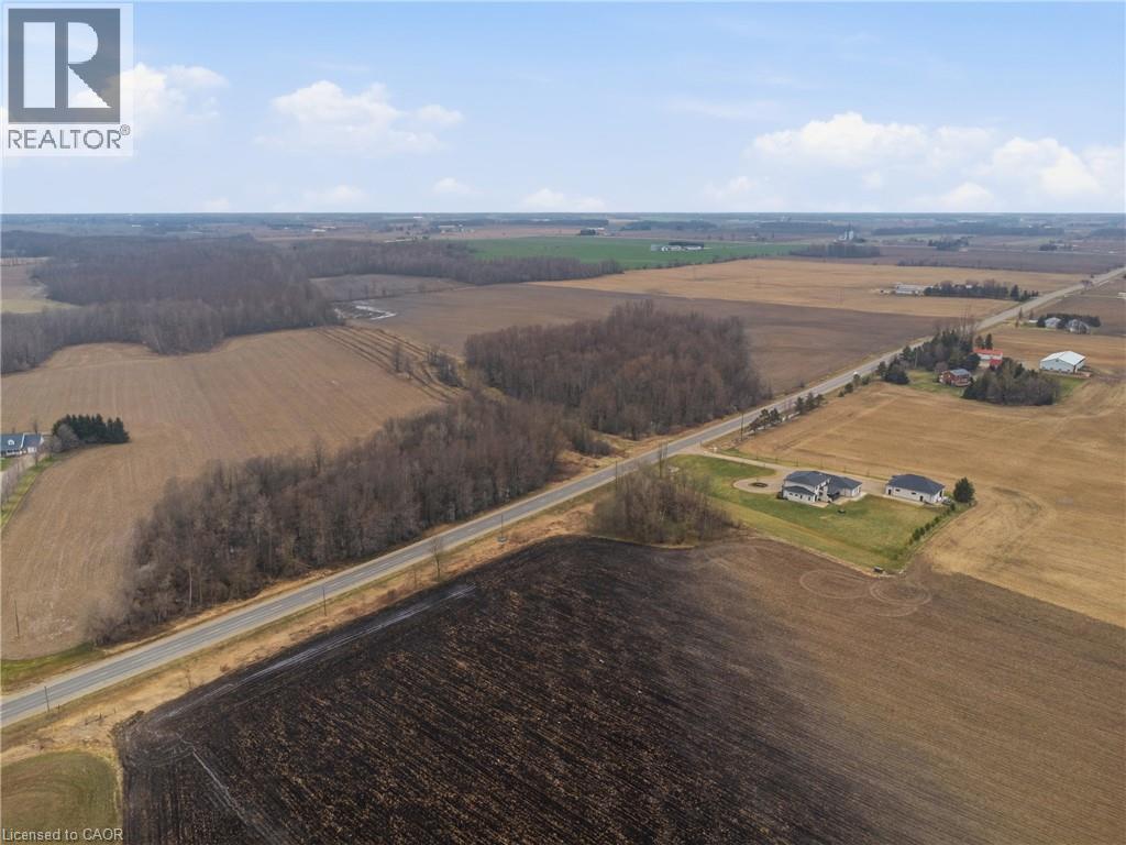 9 Wellington Road 9, Mapleton, ON